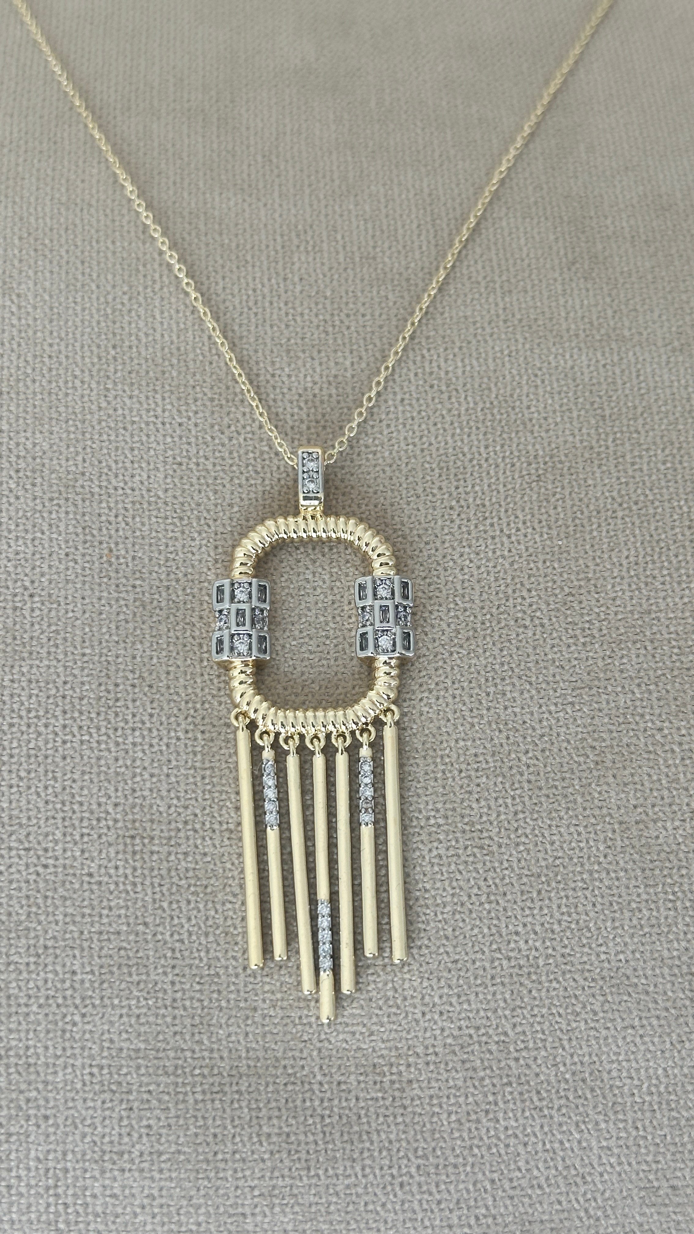 Elara Gold Sallantılı Taş Detaylı Kolye 
