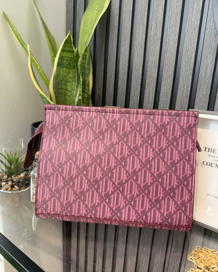 clutch-pembe-b33e-f.jpeg