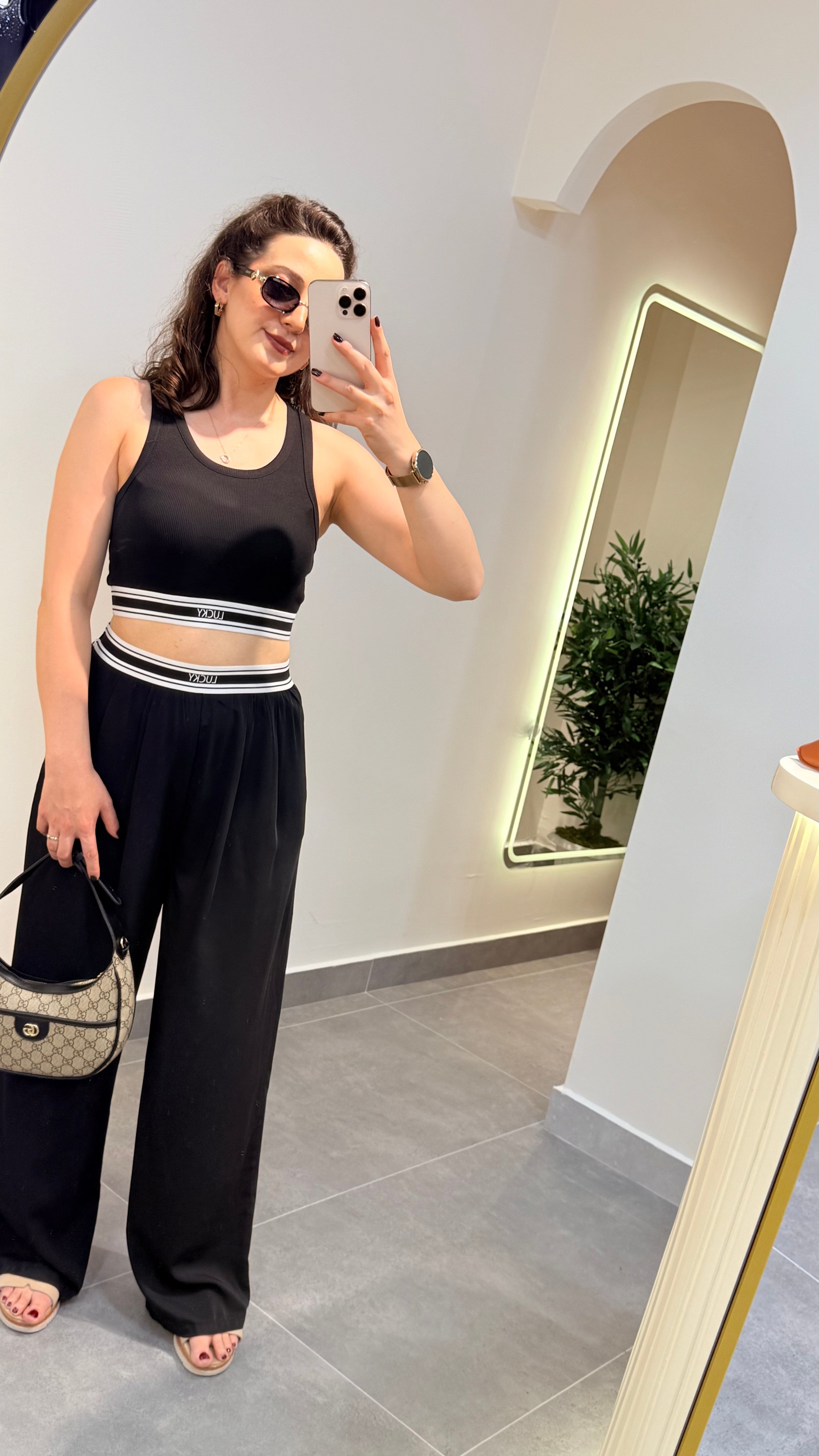 LUCKY Yazılı Crop Atlet