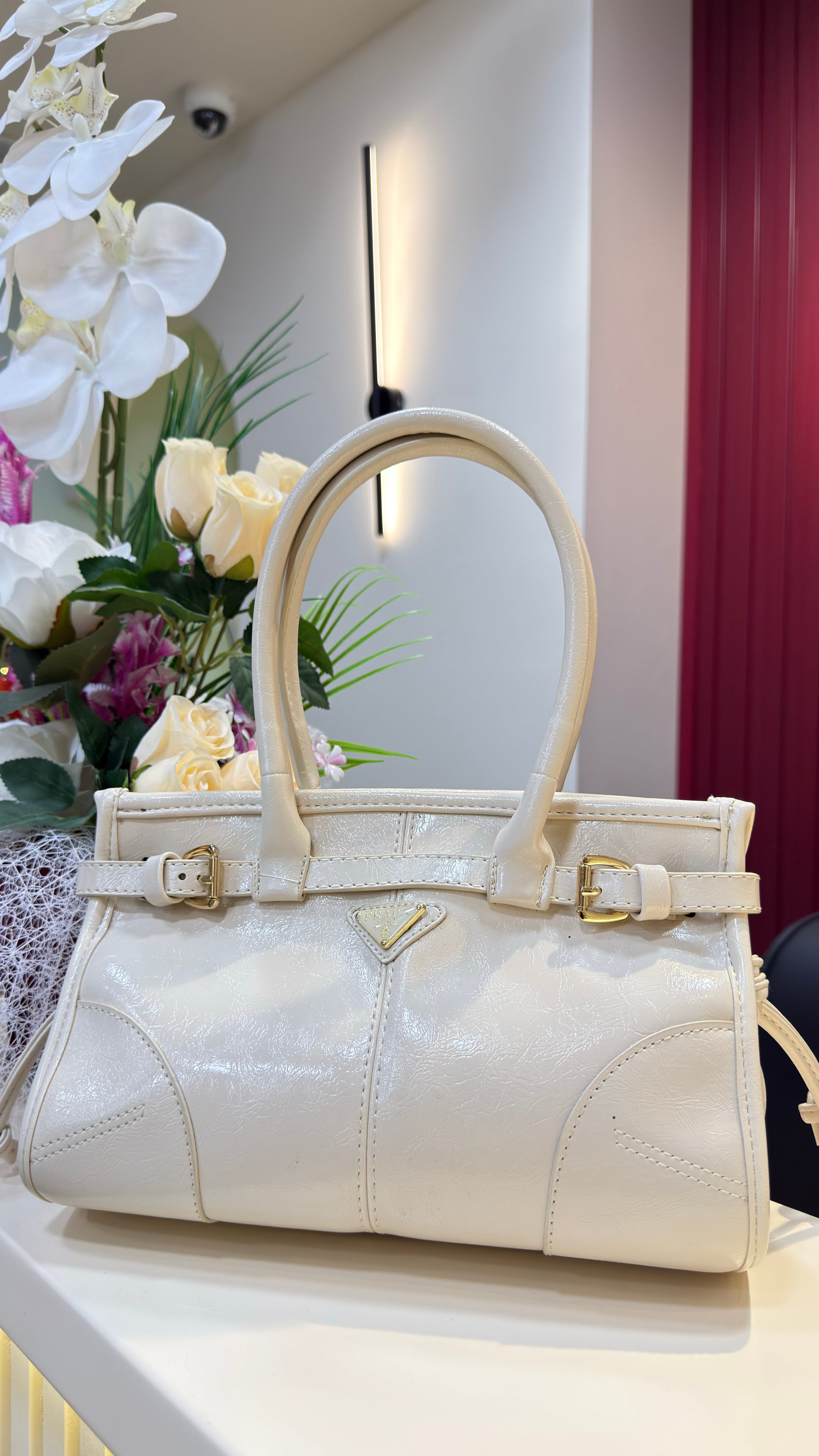 PRADA Bonnie Deri Mini Çanta- KREM