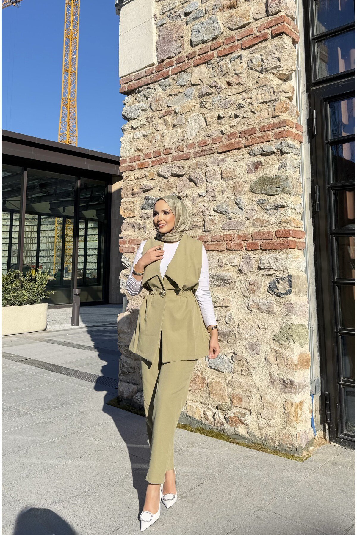Sera Yelekli Takım