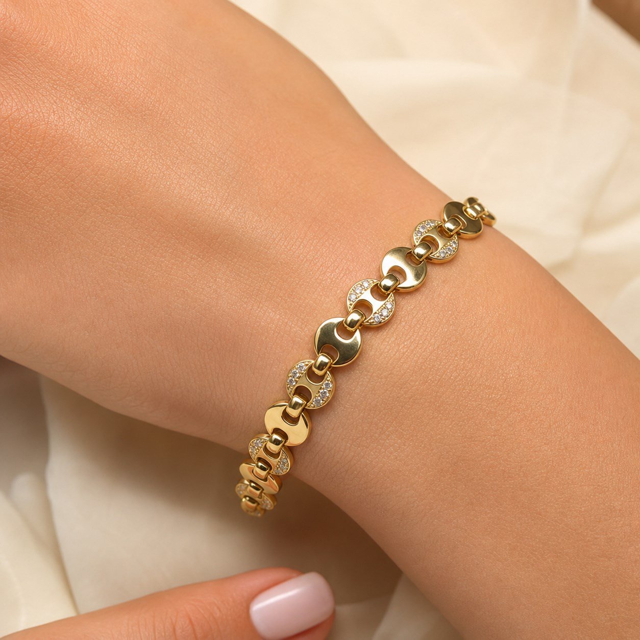 Fashion Gold Renk Dönüşümlü Taşlı Denizci Halka Bileklik