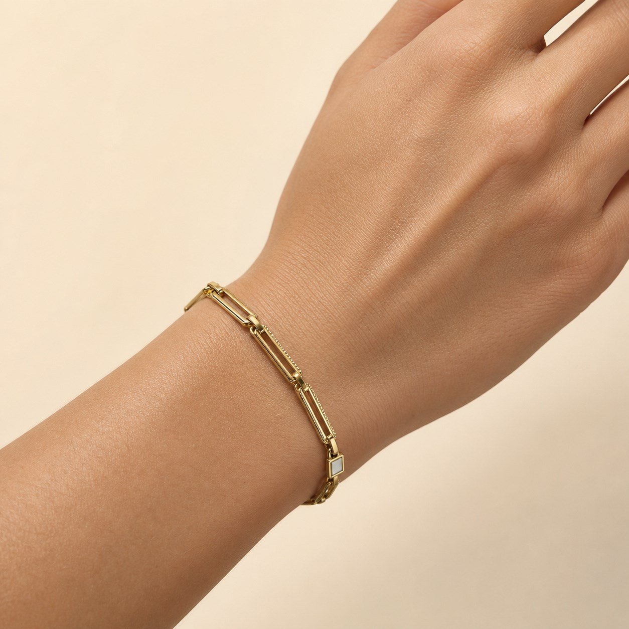 Fashion Gold Renk Sedef Kare Detaylı Geometrik Dikdörtgen Kadın Bileklik