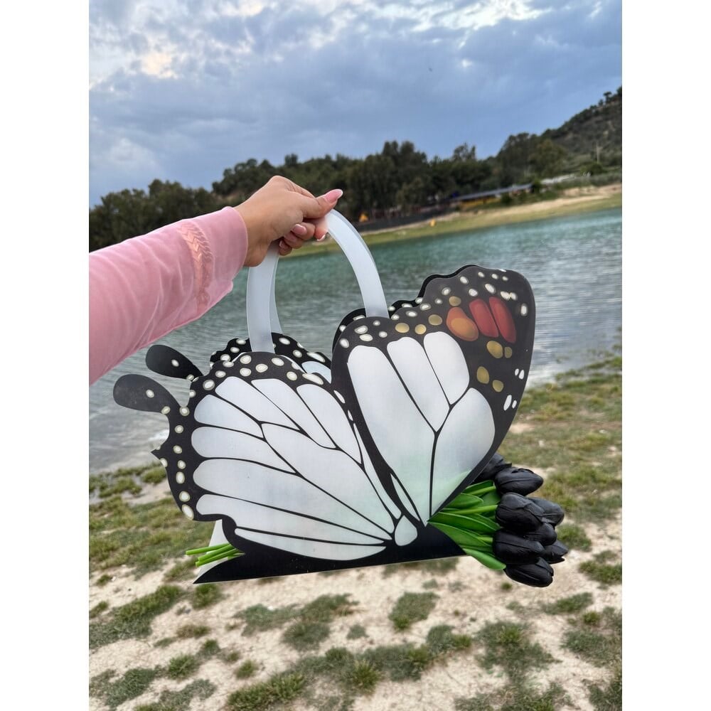 Kelebekli Çanta (Siyah Lale)