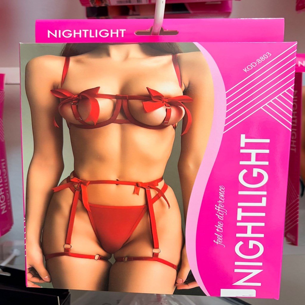 NightLight Kırmızı Fiyonklu Jartiyer Takım