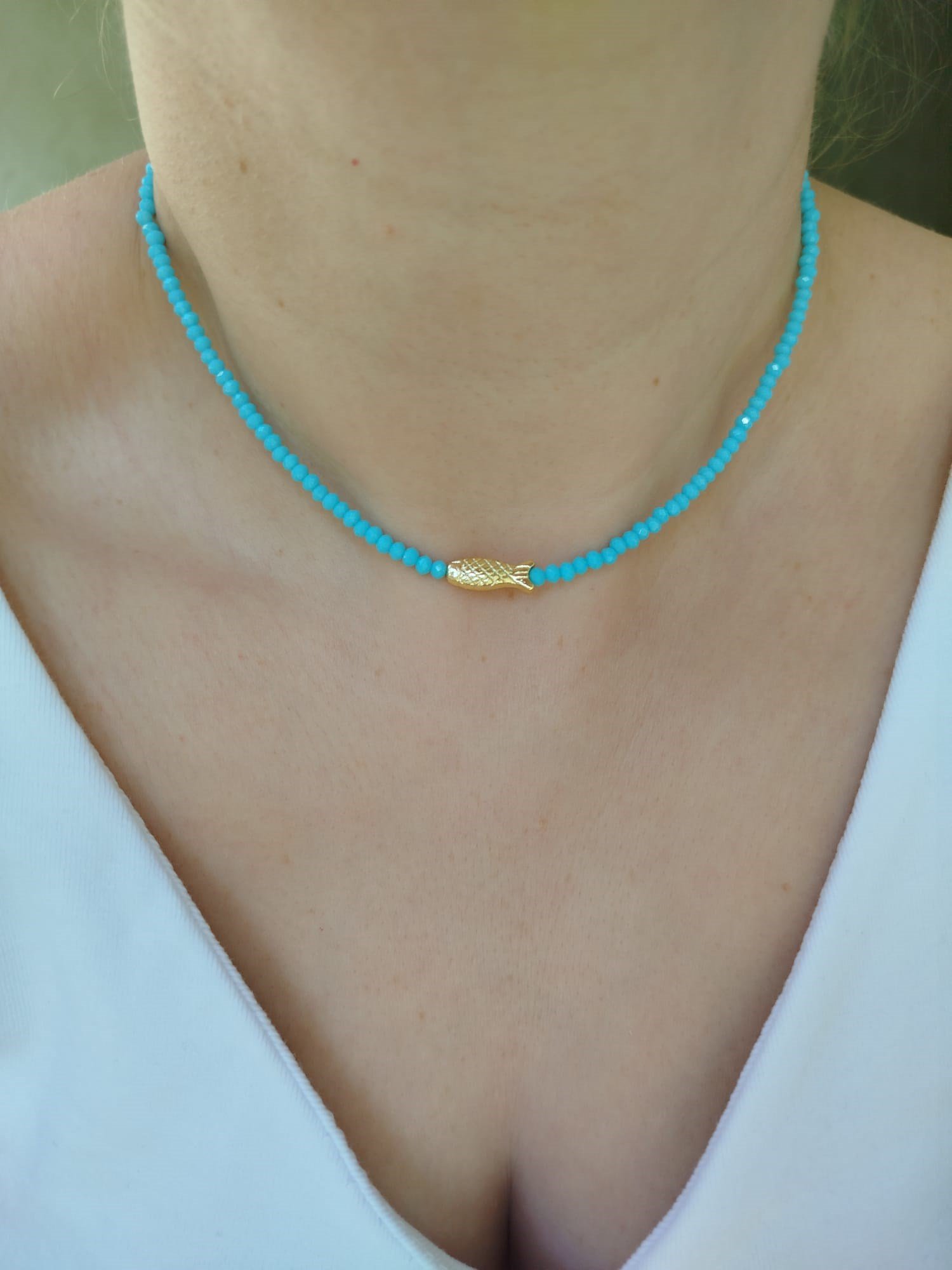 Mavi Kristal Boncuklu Balıklı Choker Kolye