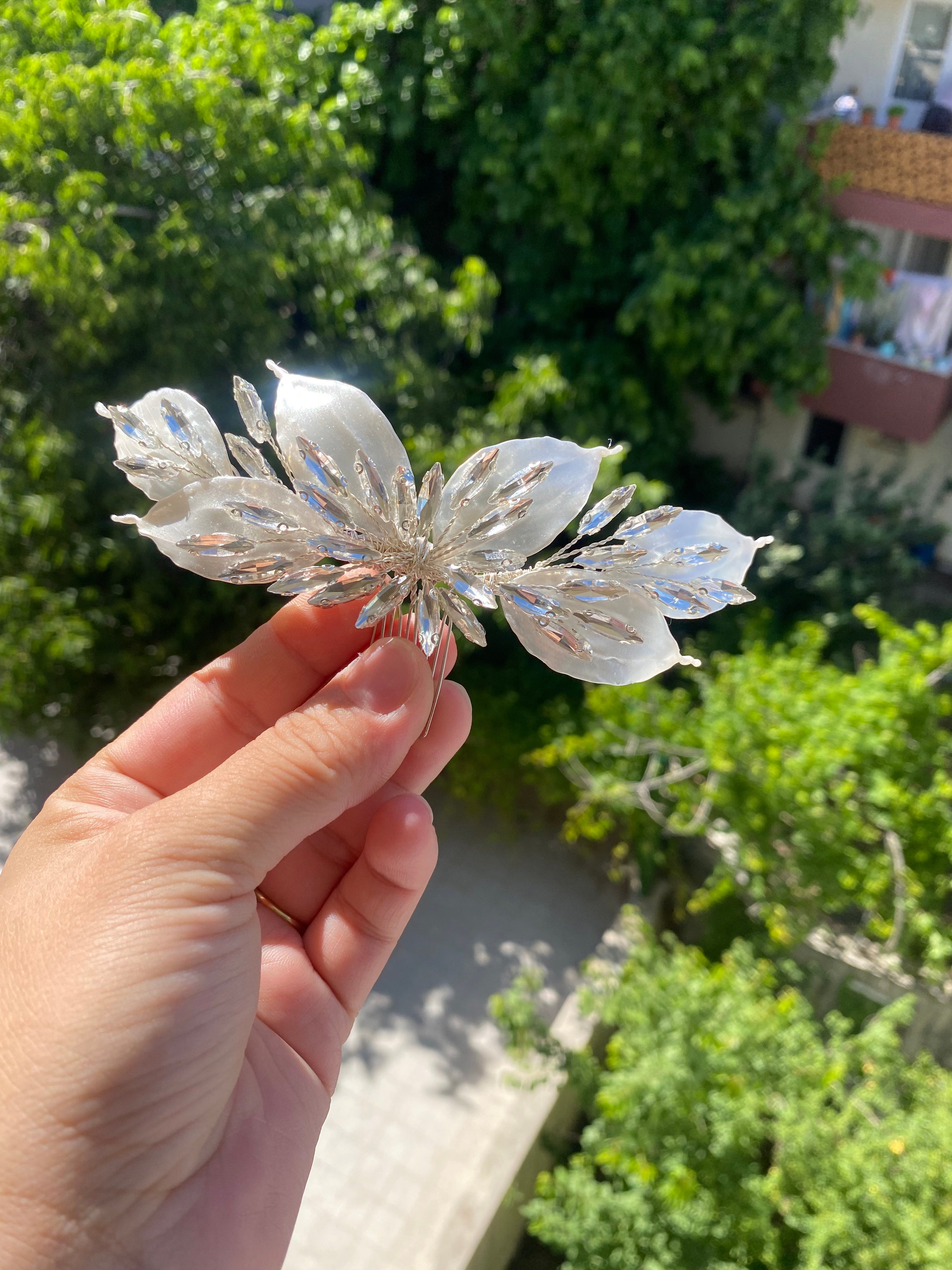 YAPRAK VE KRİSTAL TAŞ DETAYLI GELİN SAÇ TOKASIGİZEM ACCESSORY