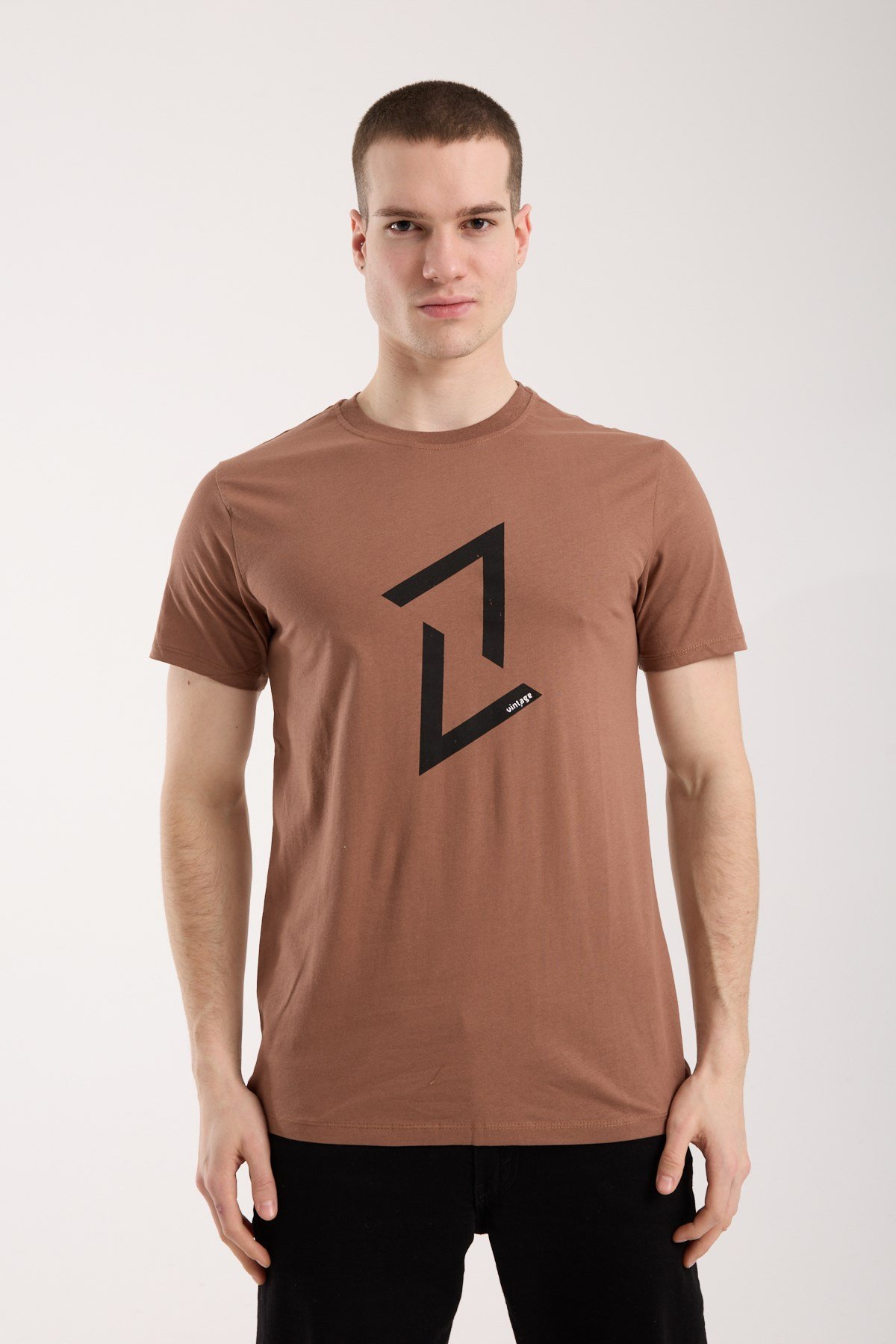 Erkek Dinamik Grafik Sembol Baskılı T-Shirt