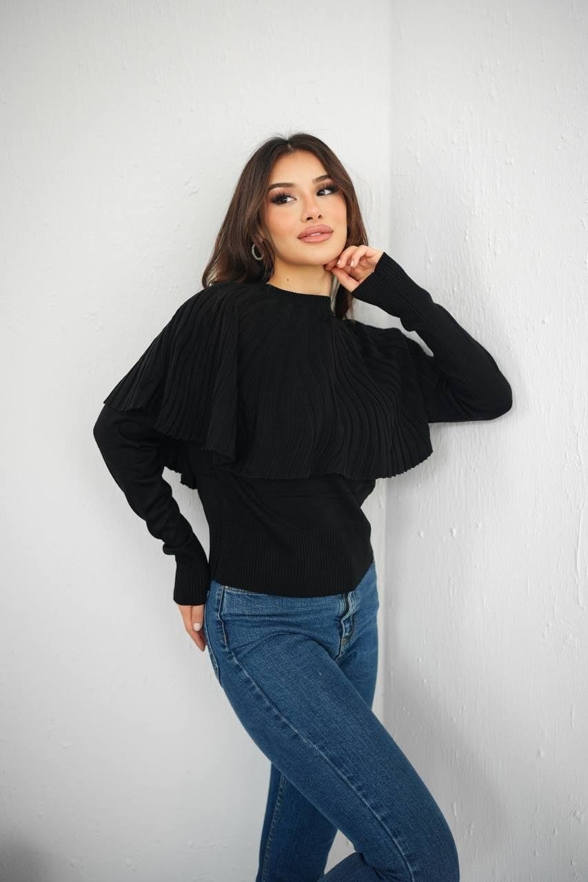 Piliseli Pelerin Detaylı Triko Bluz