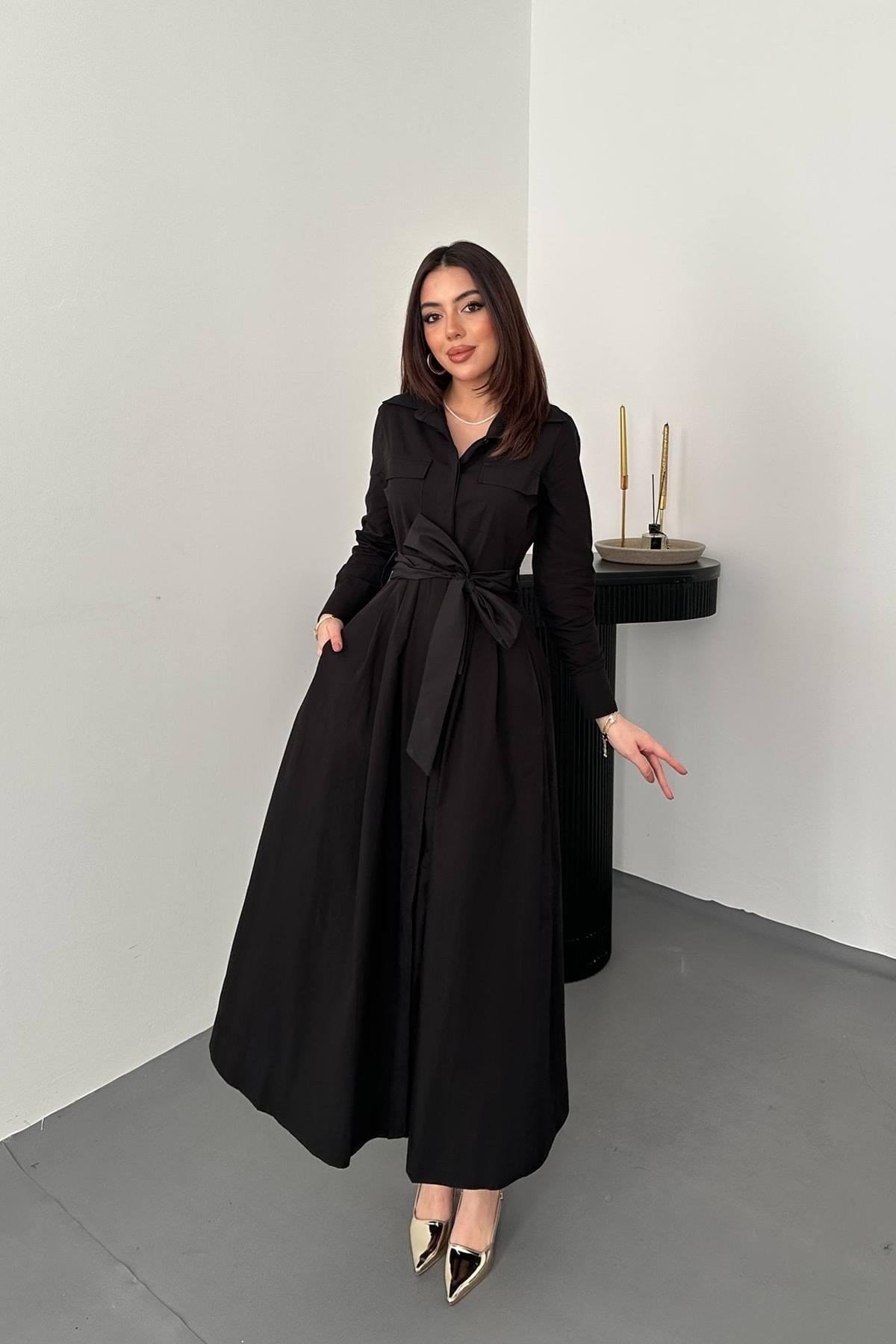 Siyah Düğmeli Poplin Elbise