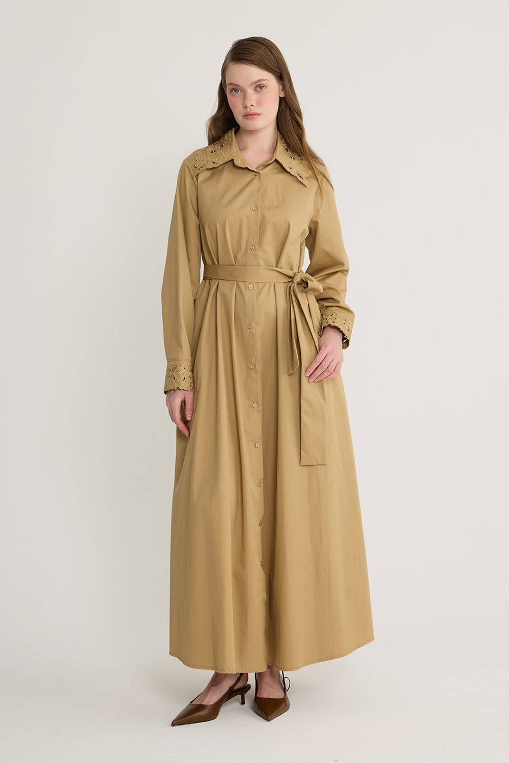 Rosa Nakışlı Elbise Camel