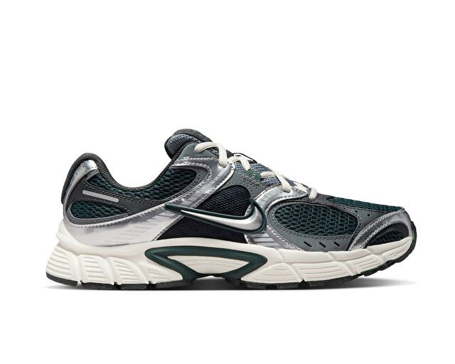 NIKE W V5 RNR Kadın Günlük Ayakkabı HQ7901-300 Yeşil