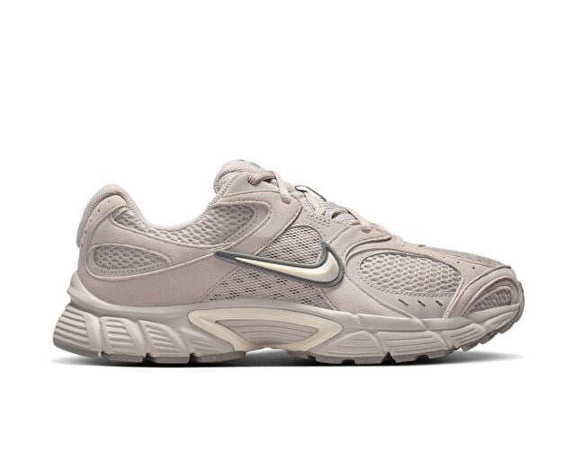 NIKE W V5 RNR Unisex Günlük Ayakkabı II6294-201 Kahverengi