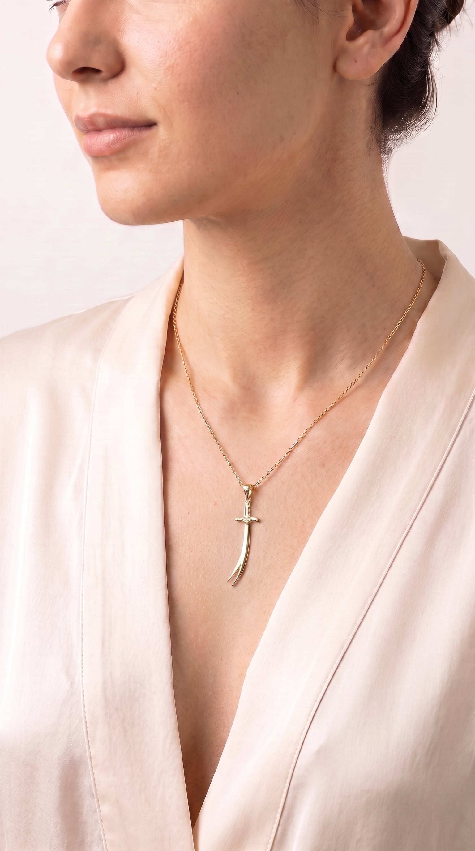 14k-altin-sade-kolye-527-gr-e70-c9.jpg