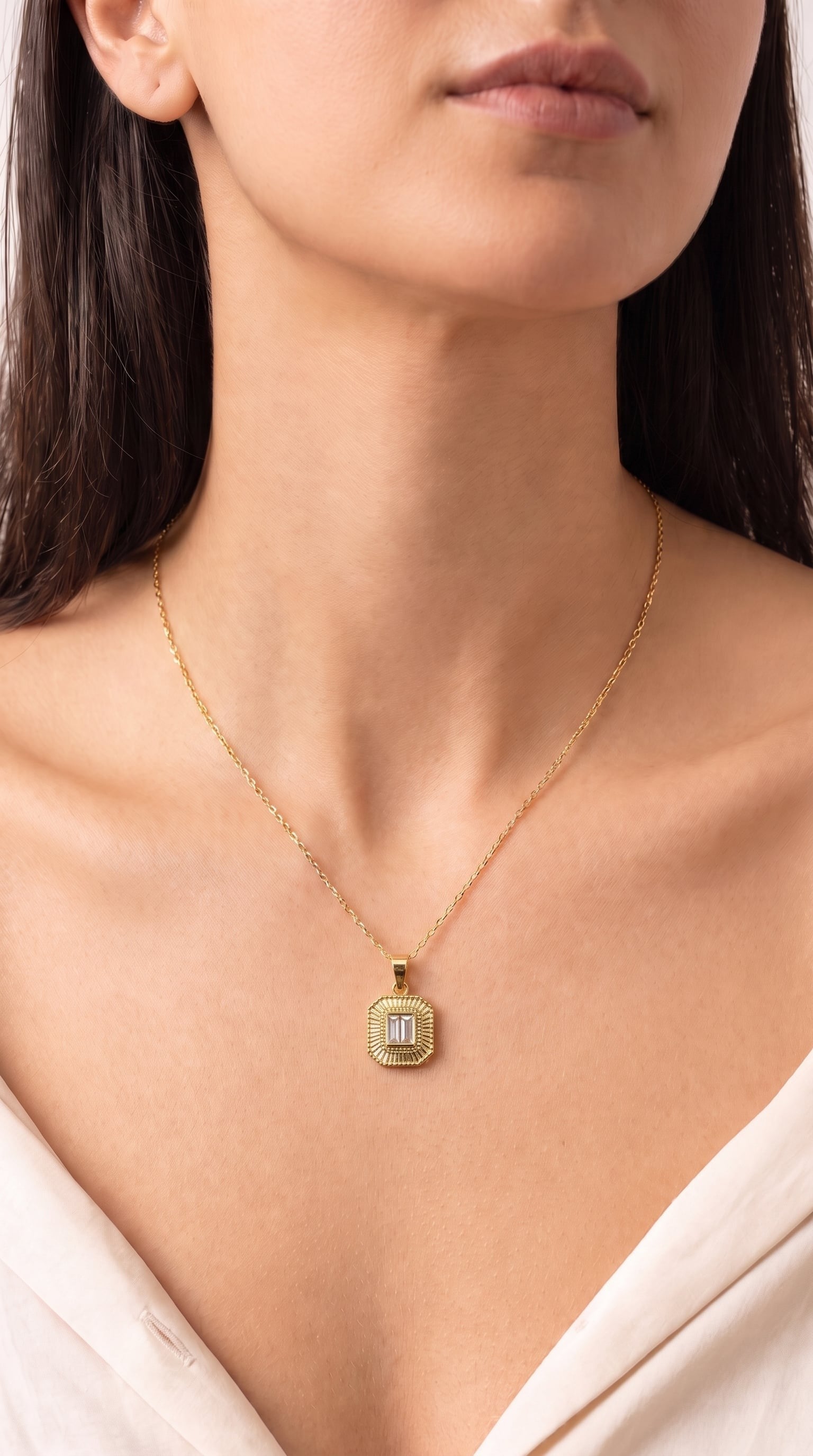 14k-altin-tasli-kolye-228-gr-e-40d6.jpg
