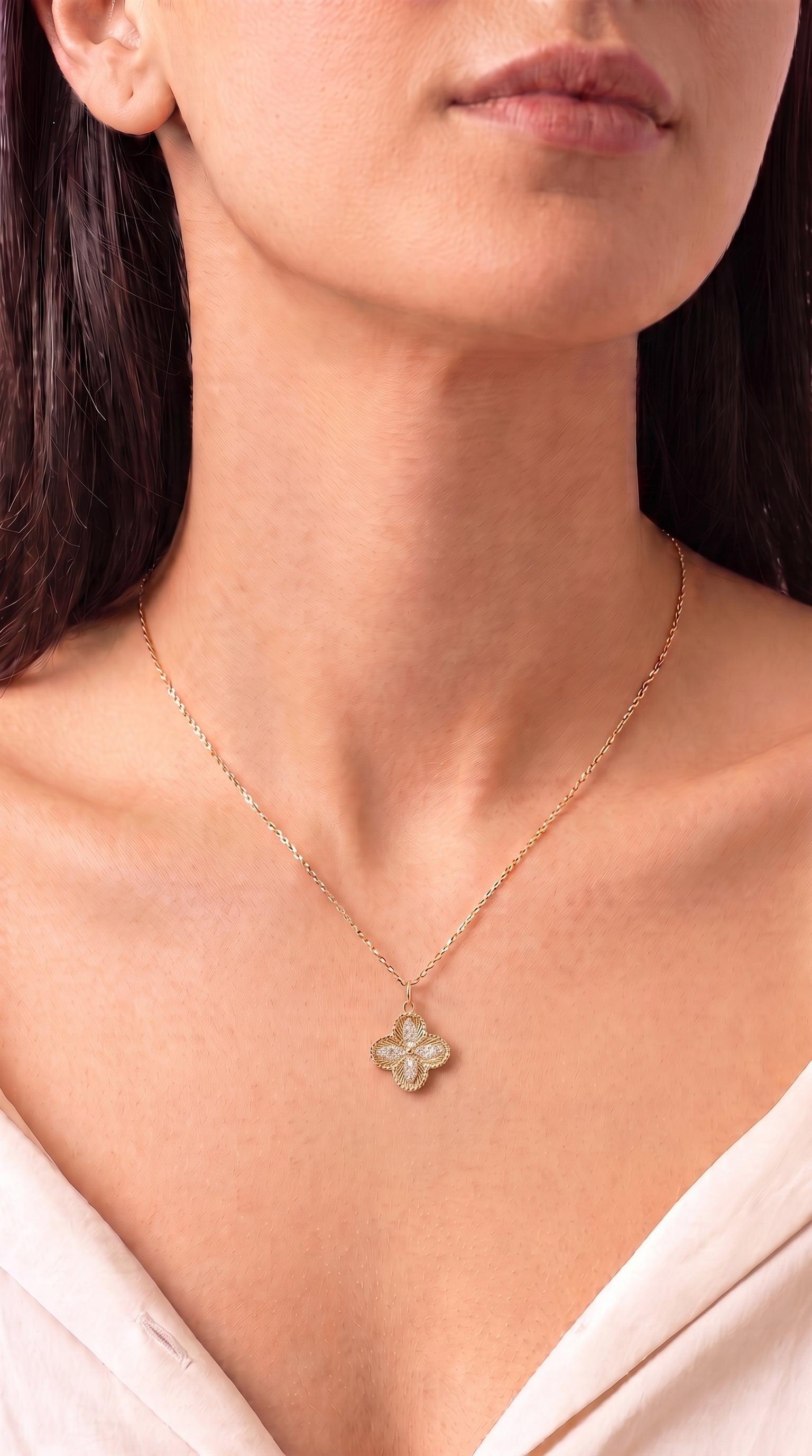 14k-altin-yonca-kolye-249-gr-107152.jpg