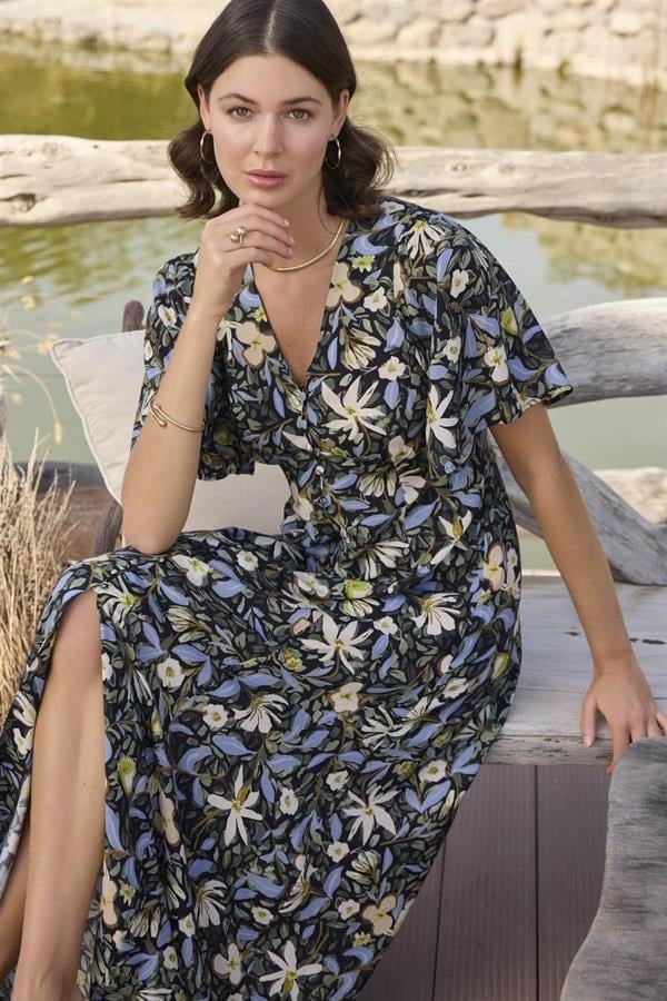Arias Closet %100 Viskon Çiçek ve Yaprak Desenli Önü Düğmeli Elbise