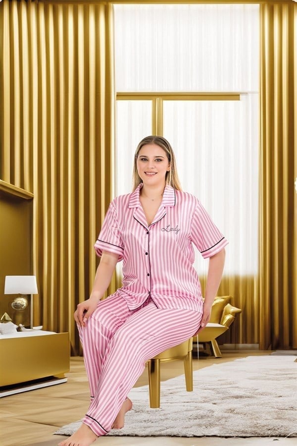 Arias Closet Büyük Beden Şık Tasarım Pembe Çizgili Düğmeli Kısa Kol Lüx Saten Pijama Takımı