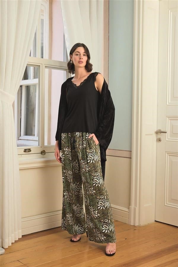 Arias Closet Çiçek Yaprak ve Etnik Desenli Dantelli 3'lü Pijama Takımı