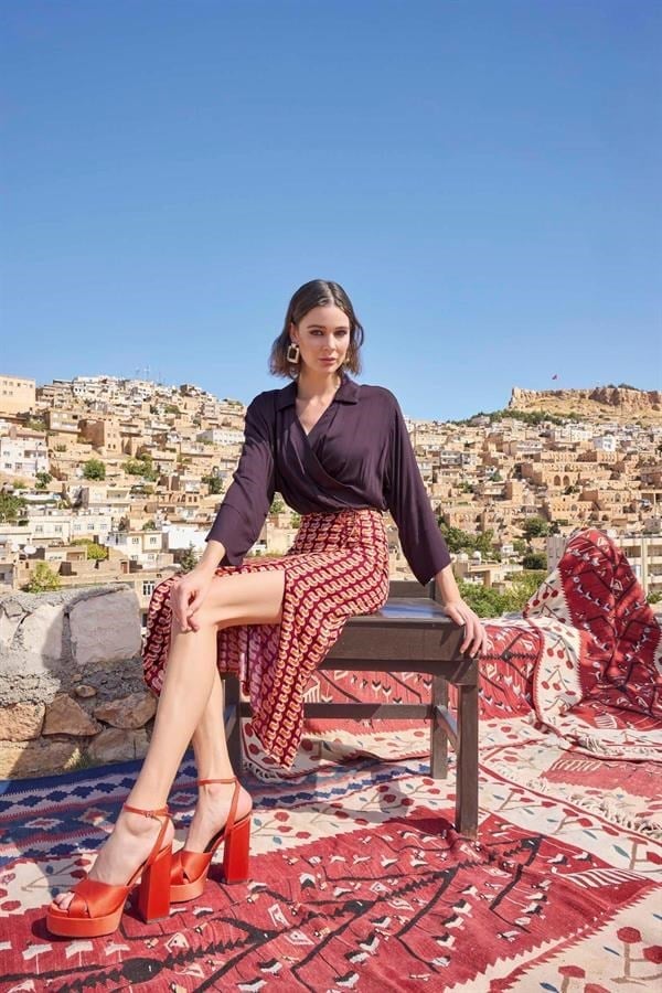 Arias Closet Etnik Desenli Saten Etek Takımı