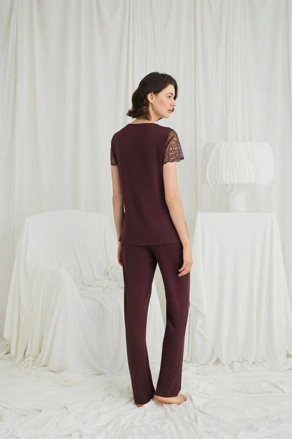 Arias Closet Kısa Kollu ve Dantelli V Yaka Pijama Takımı