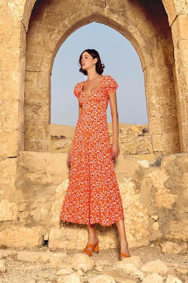 Arias Closet Viskon Çiçek Desenli Kısa Kollu Elbise
