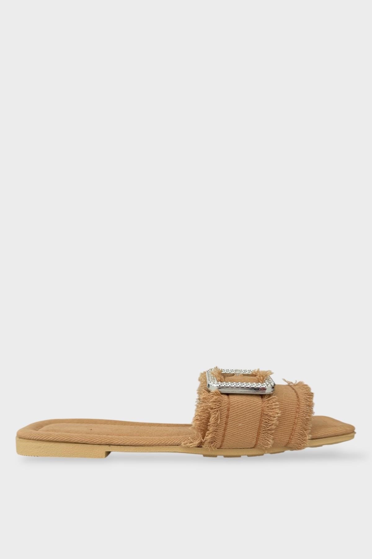 Kadın Püskül Detay Tokalı Denim Terlik BEJ