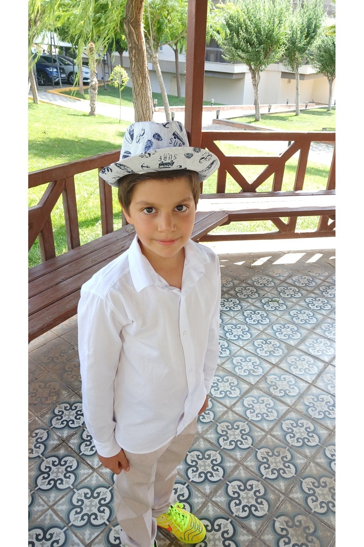 ® Çocuk Fötr Hasır Şapka Yazlık Desenli Erkek Kız Gölgelikli Fedora Plaj Şapkası-beyaz