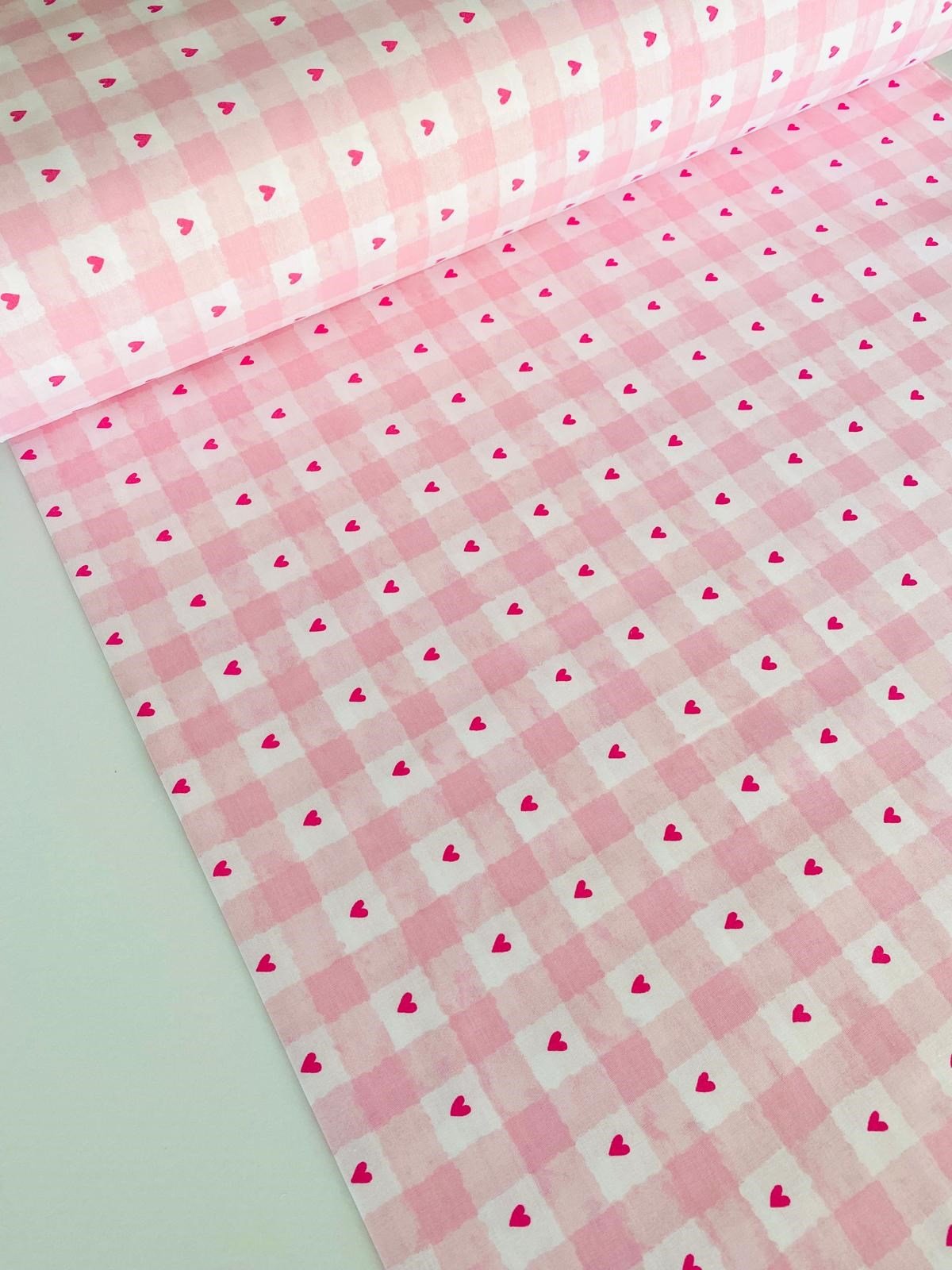 1 Metre Eni 240 Cm Pembe Kalp Desenli %100 Pamuklu Kumaş