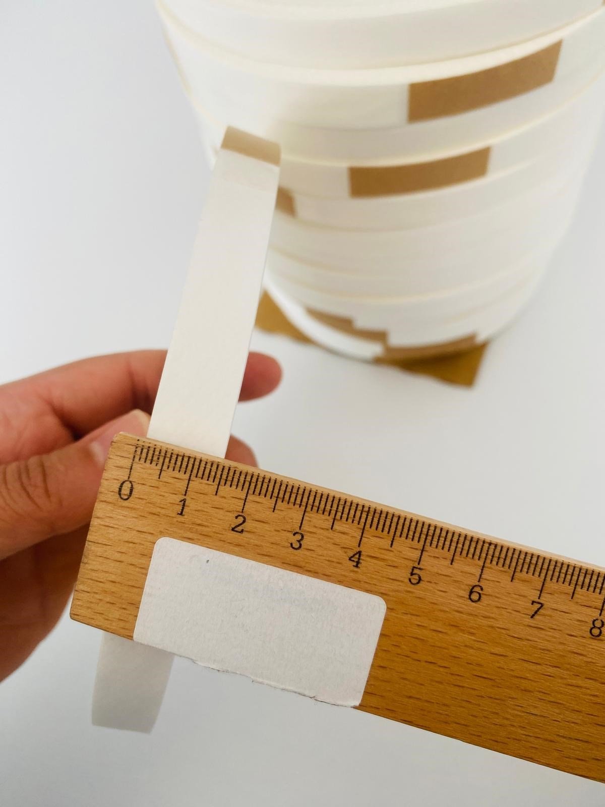 1,5 cm Paça Telası - Ütü ile Yapışan Pantolon ve Etek Paça Tela Şeridi 100 MetreYapışkanlı Telalar
