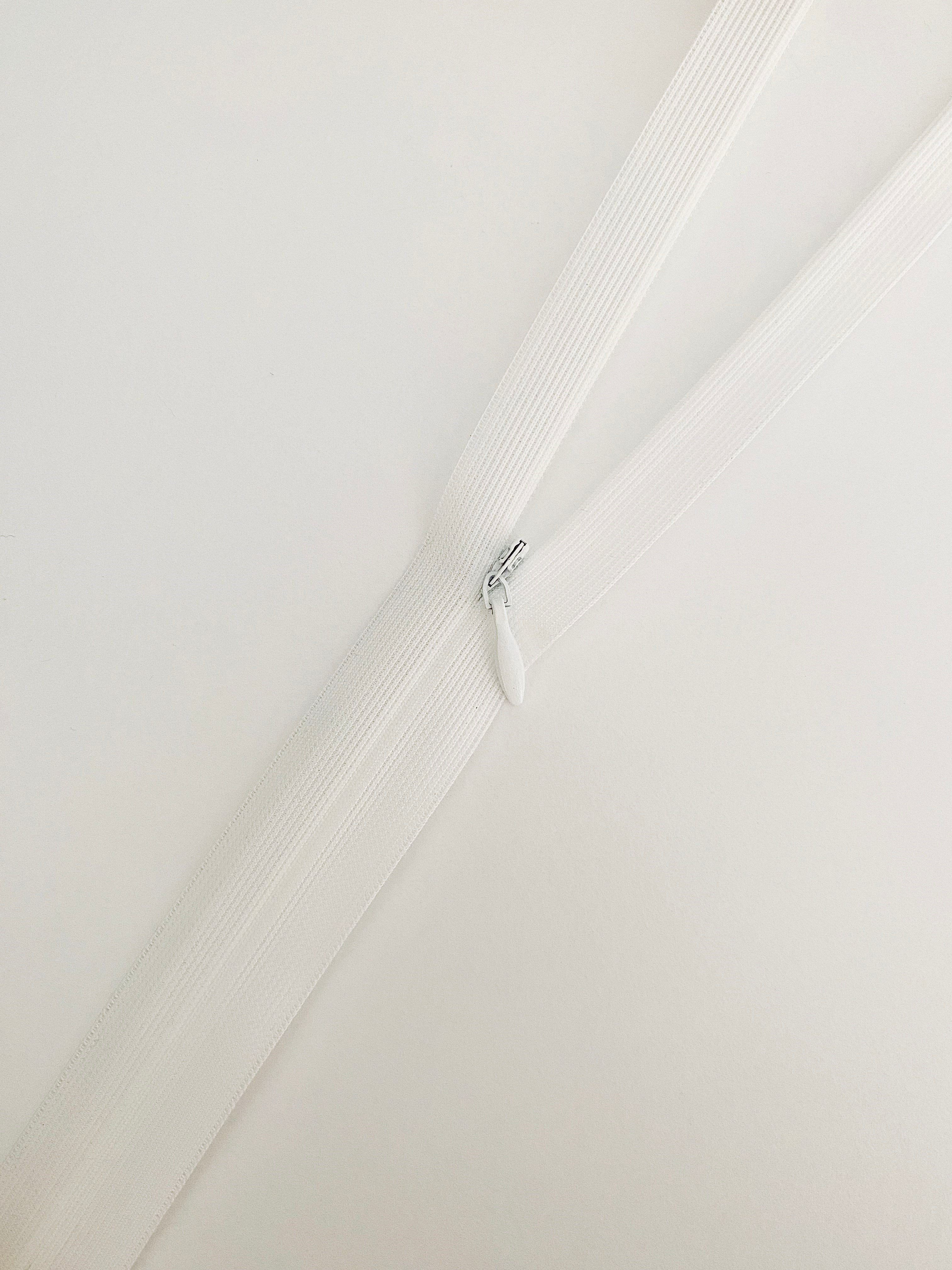 30 Cm Kırık Beyaz Renk Gizli Fermuar