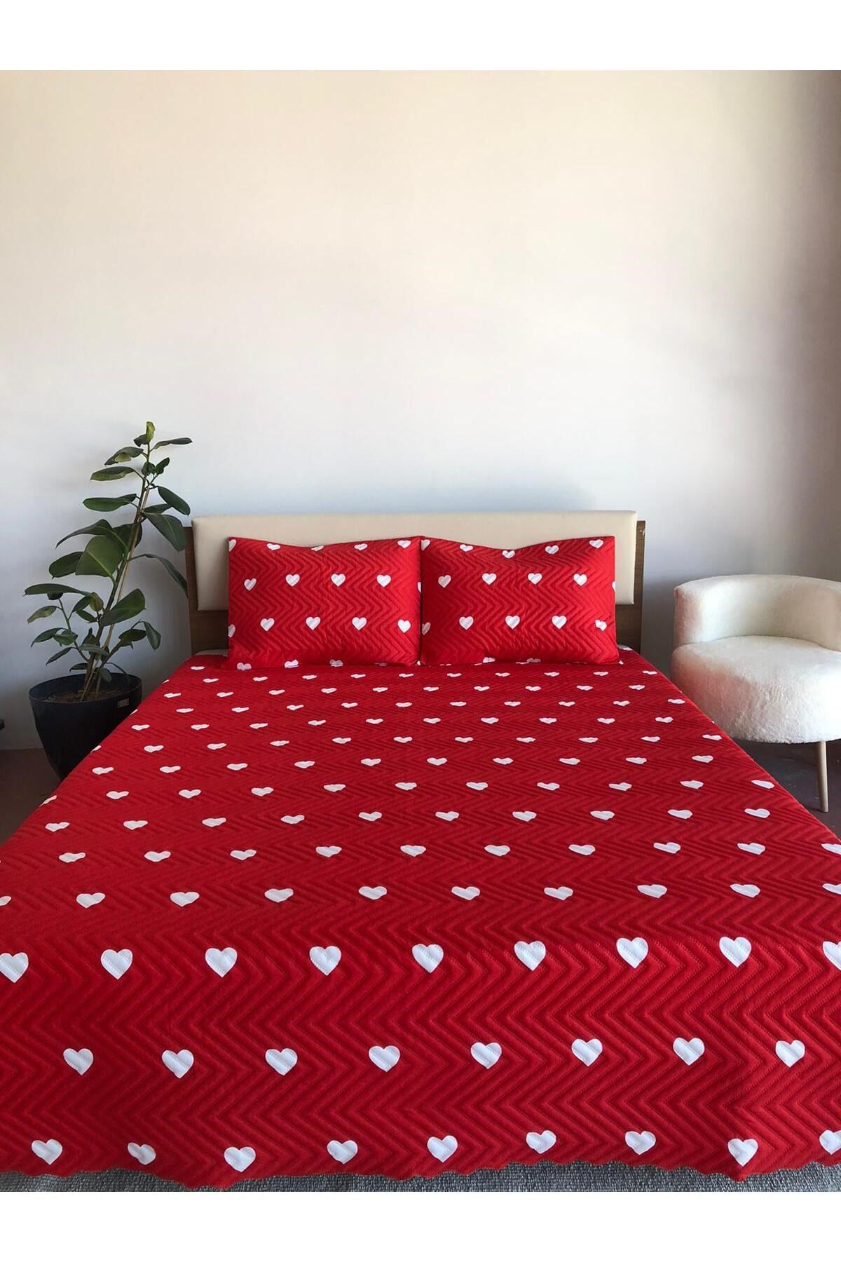 Kalpli Çift Kişilik 3 Parça Yatak Örtüsü Seti - 200x240 cm (Pvc Çantalı)