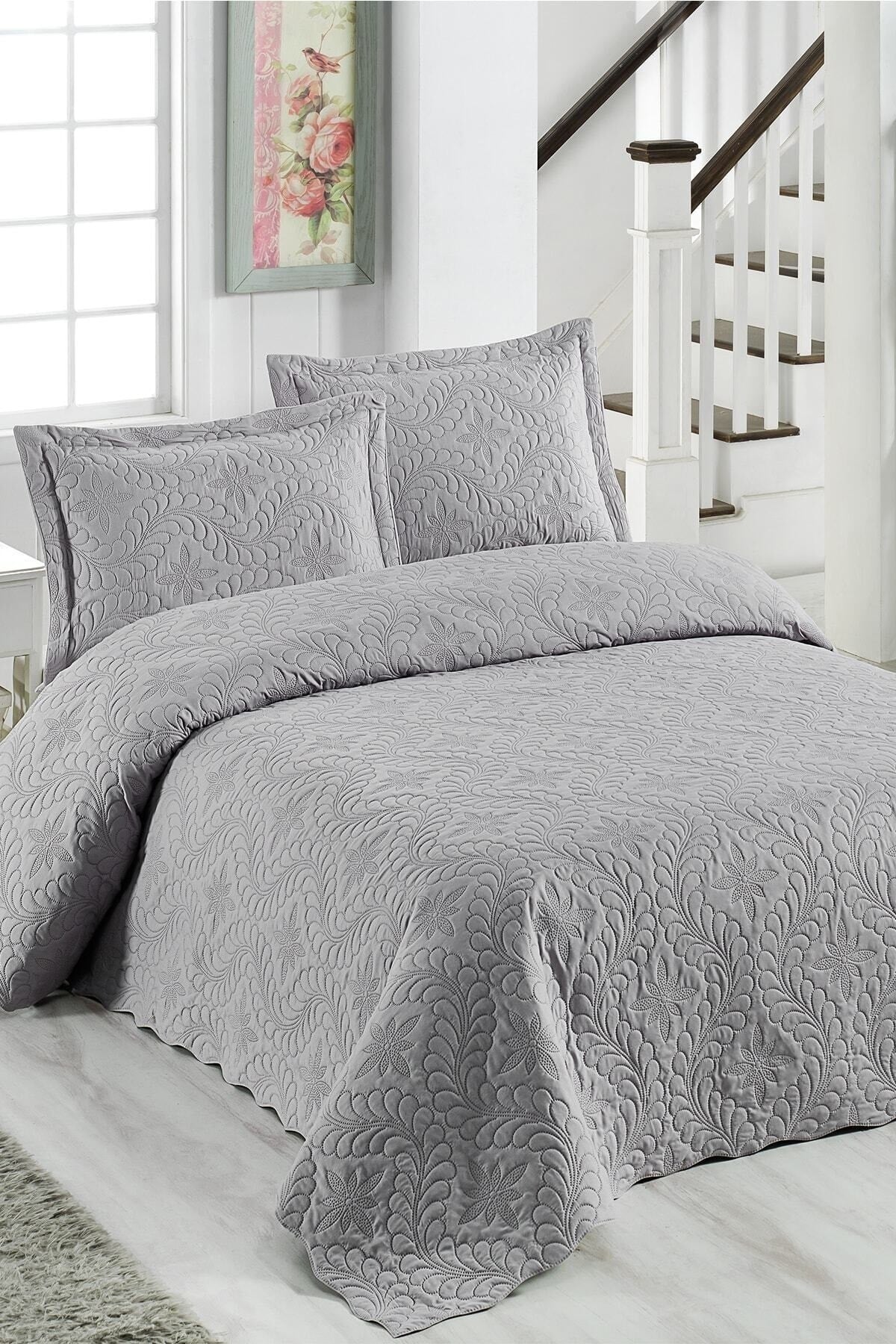Örtüm Ivy Gri Çift Kişilik Microfiber Kapitone Yatak Örtüsü