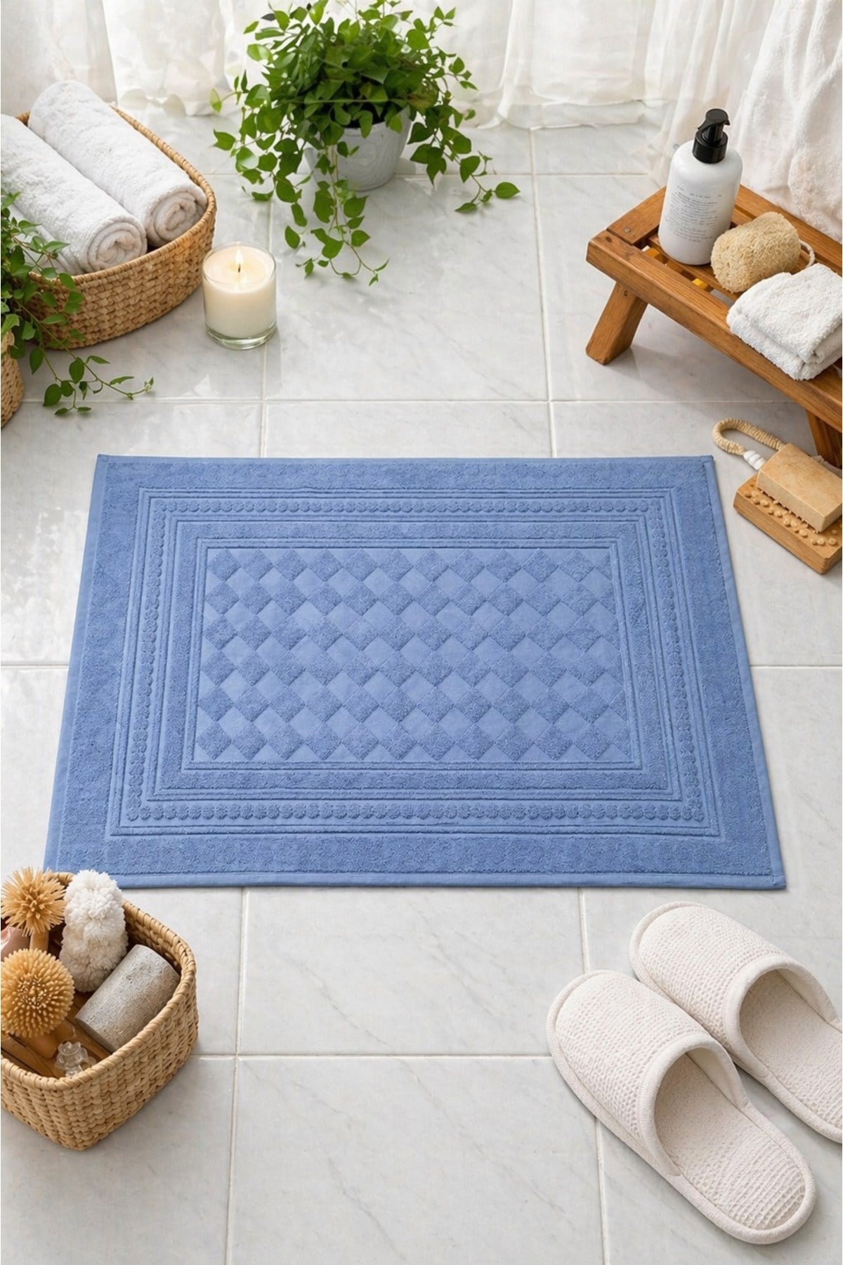 Piramit Desenli Lüks Ayak Havlusu | 50x70 cm | %100 Pamuk | Ultra Yumuşak Doku | Yüksek Emicilik | Dayanıklı ve Şık