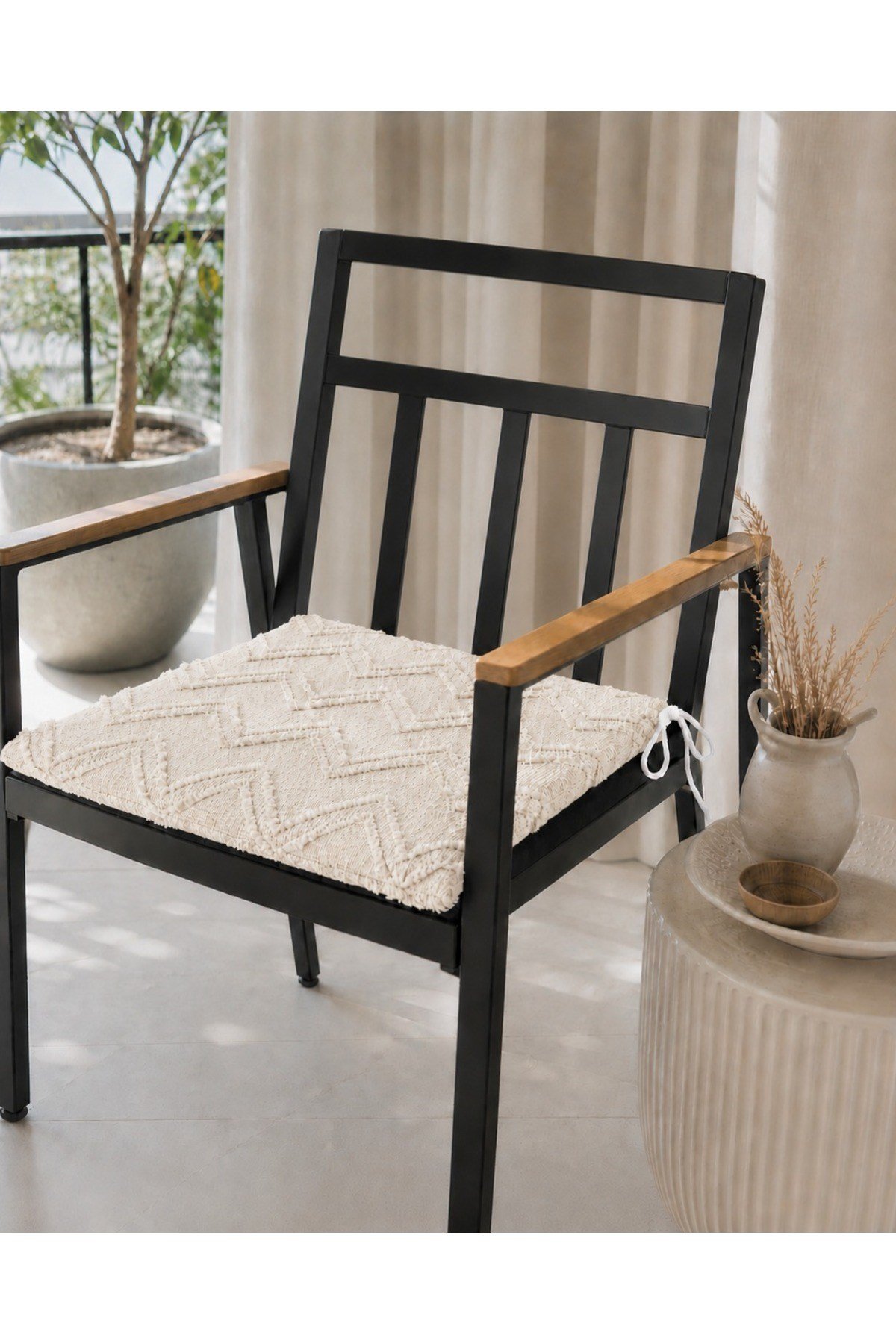 Sakallı Sandalye Minderi 4'lü Set | Bağcıklı | Fermuarlı ve Yıkanabilir | Mutfak, Balkon ve Bahçe Kullanımına Uygun