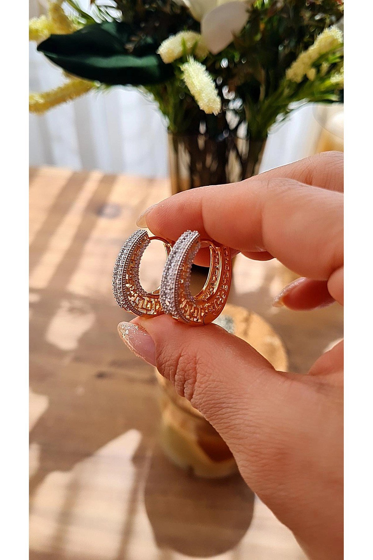 Özel Seri Gold Taşlı Kalın Halka Küpe