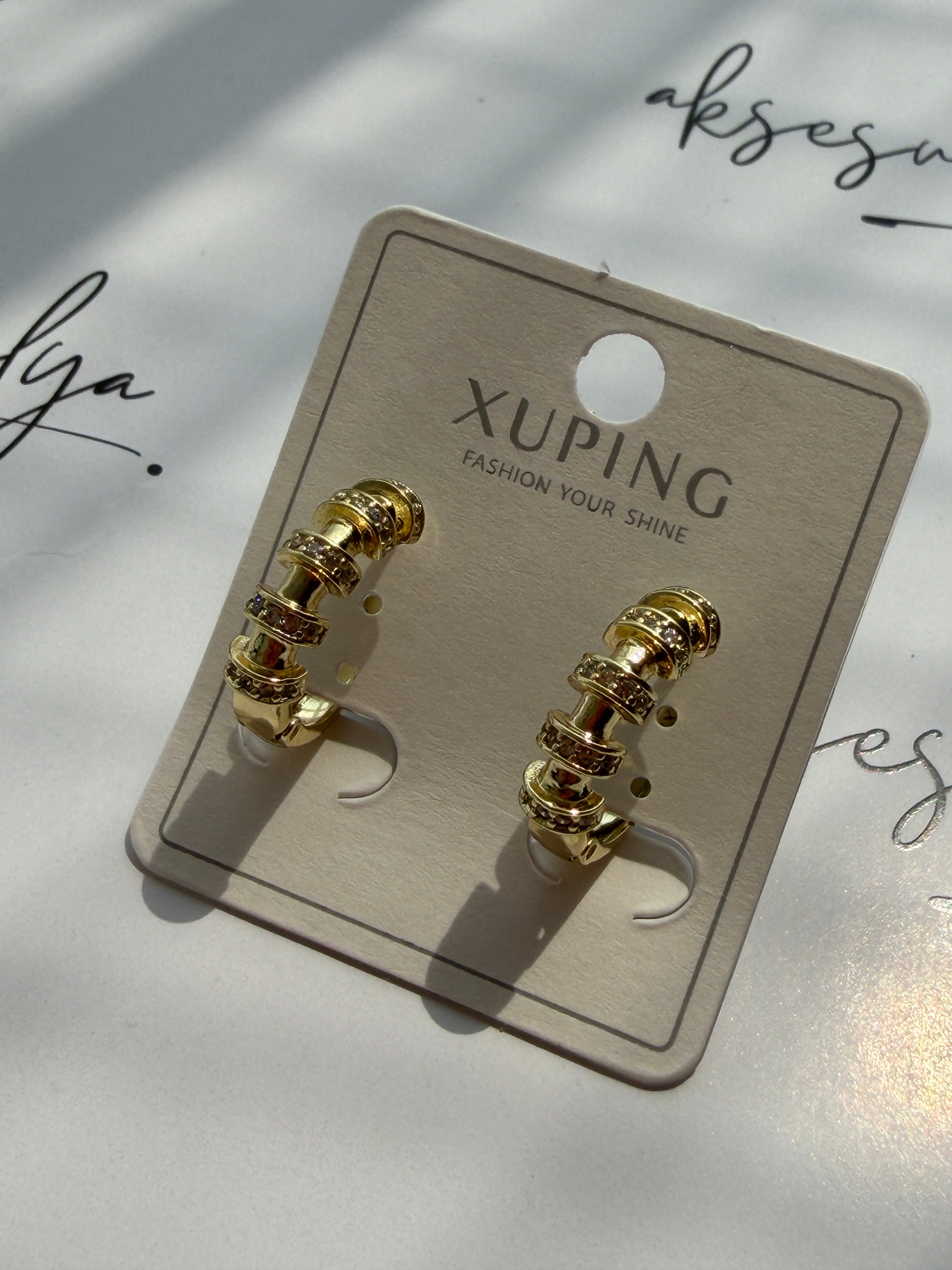 XUPING Gold Taş Detaylı Çoklu Halka Küpe