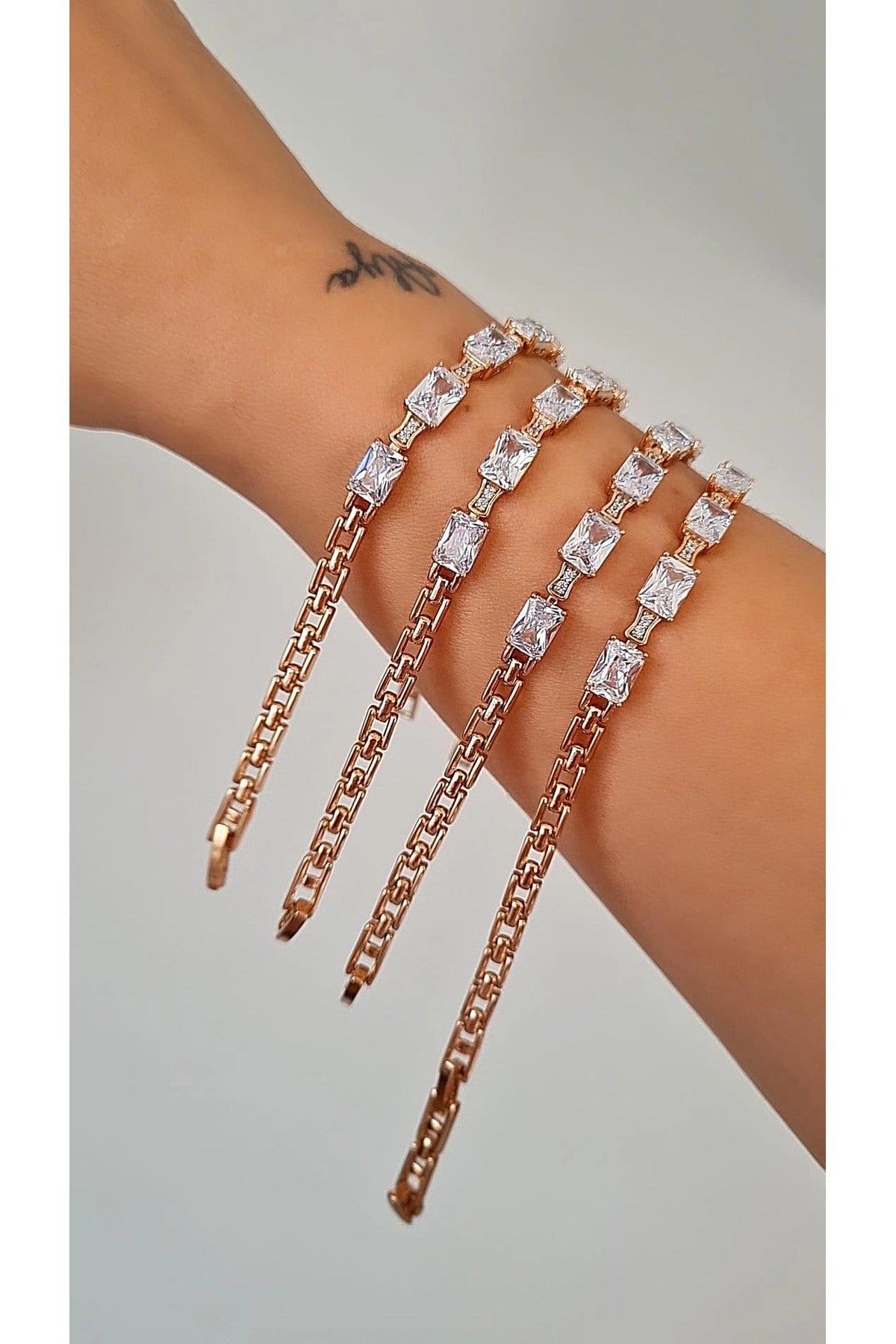 Rose Gold Baget Taşlı Çelik Bileklik | Zirkon Taşlı Zarif Kadın Bileklik