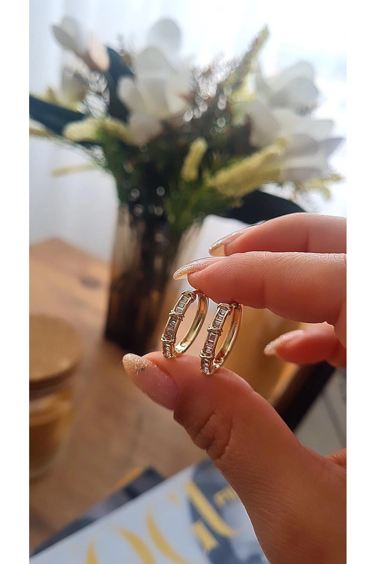 Özel Seri Gold Baget Taşlı Halka Küpe