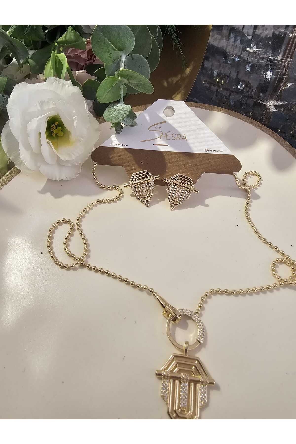 14 K Altın Renginde Serenay Model Çelik Kolye v Küpe Seti