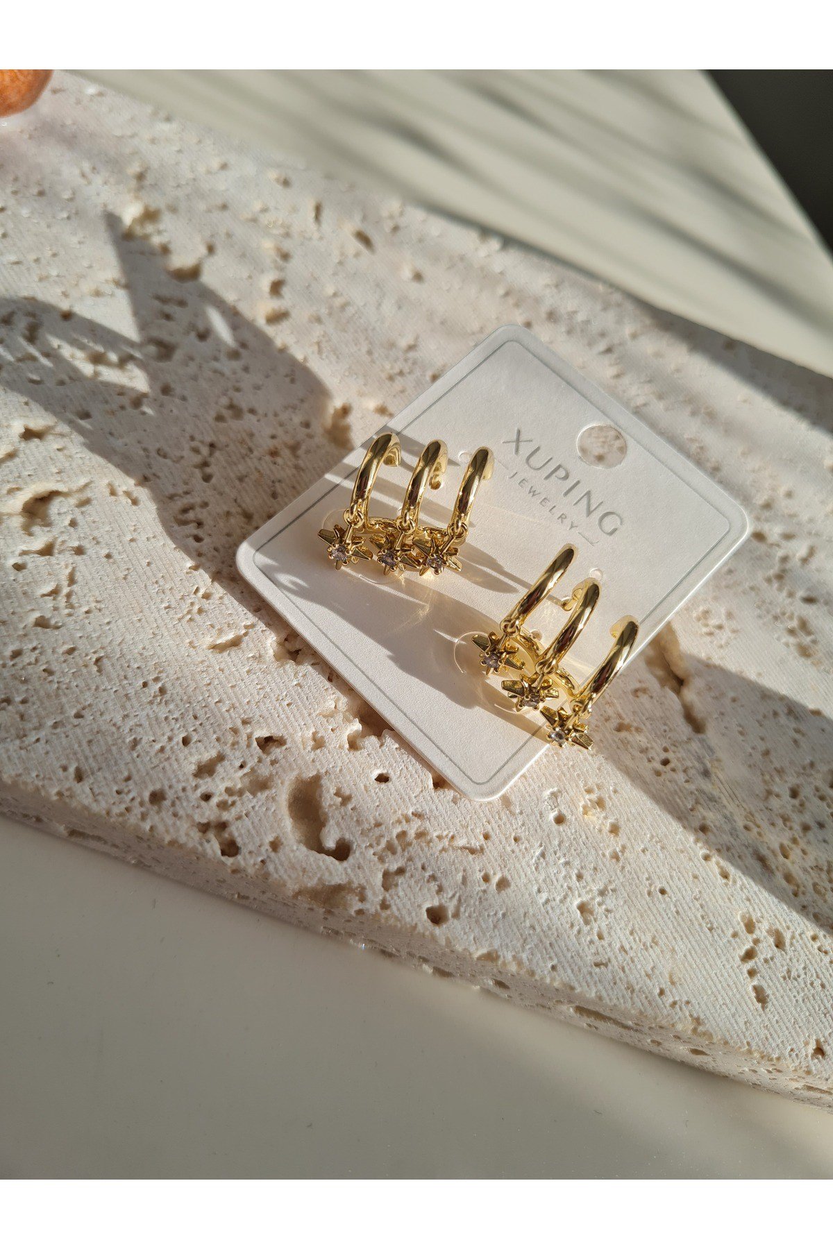 14K Altın Rengi 3 Küpe Takılı Görünümlü Kadın Çelik Küpe