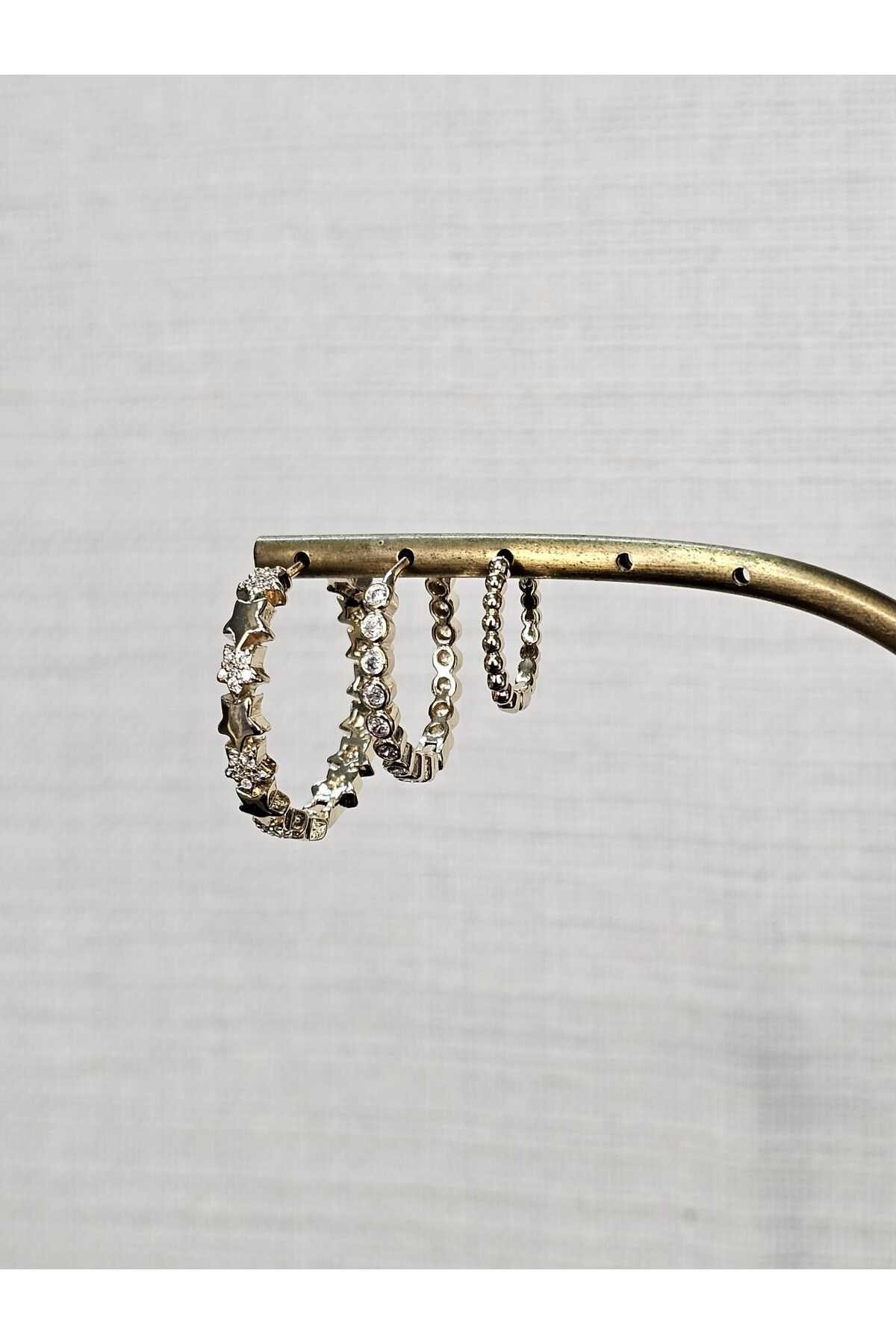 Gold Renk Yıldız Detaylı Kadın Çelik Halka Küpe