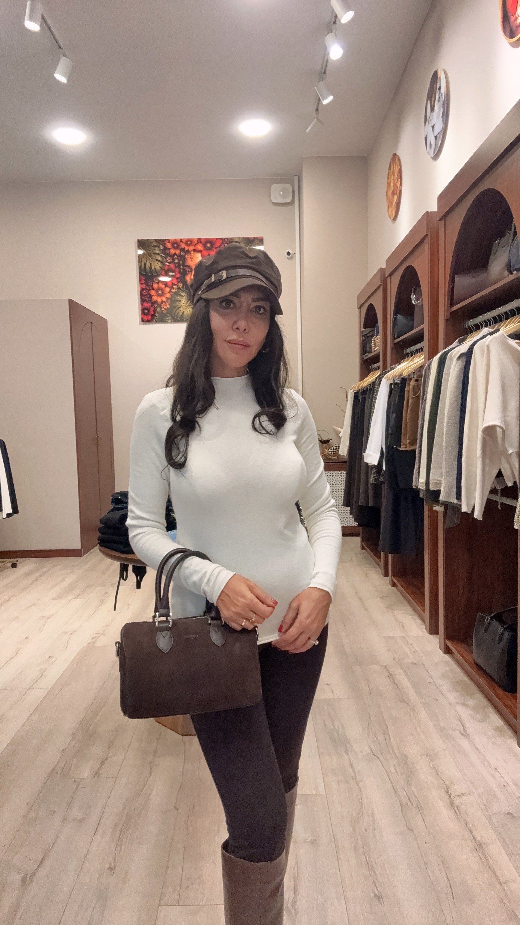 Dik Yaka Kaşmirli Ultra Hafif Triko Kazak