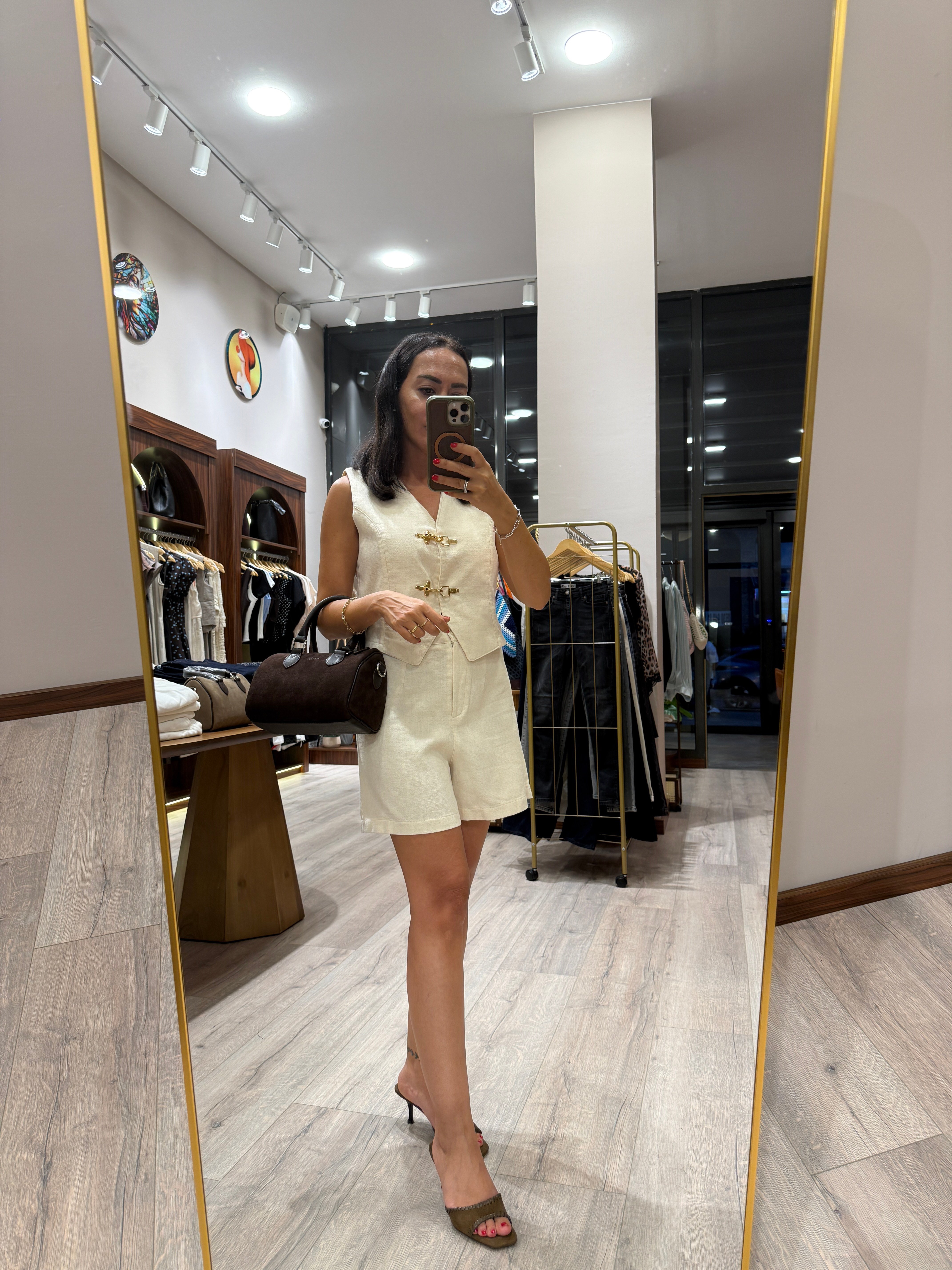 Gold Düğme Detaylı Denim Yelek Şort Takım – NATUREL