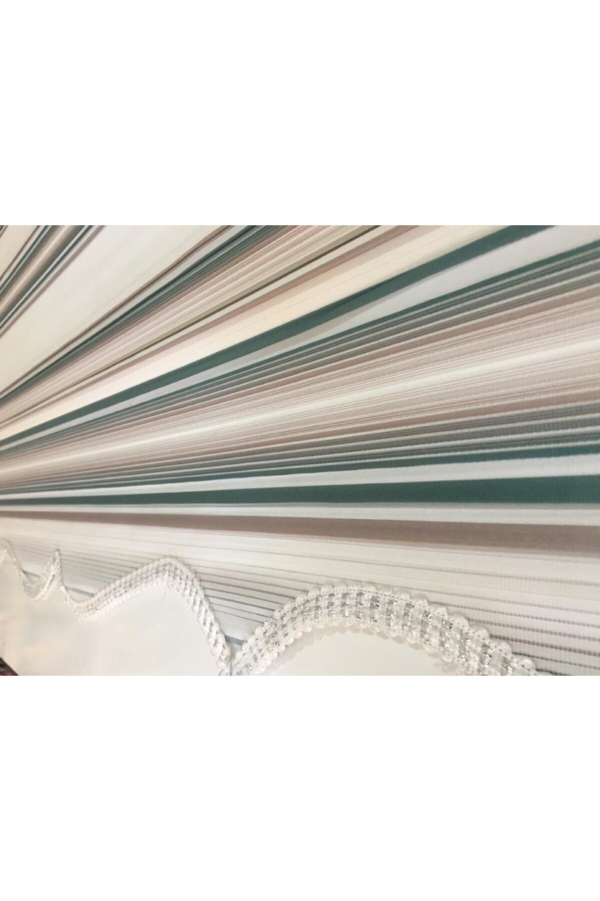 Stor Perde Vizon Mint Yeşili Drapeli Zebra Perde