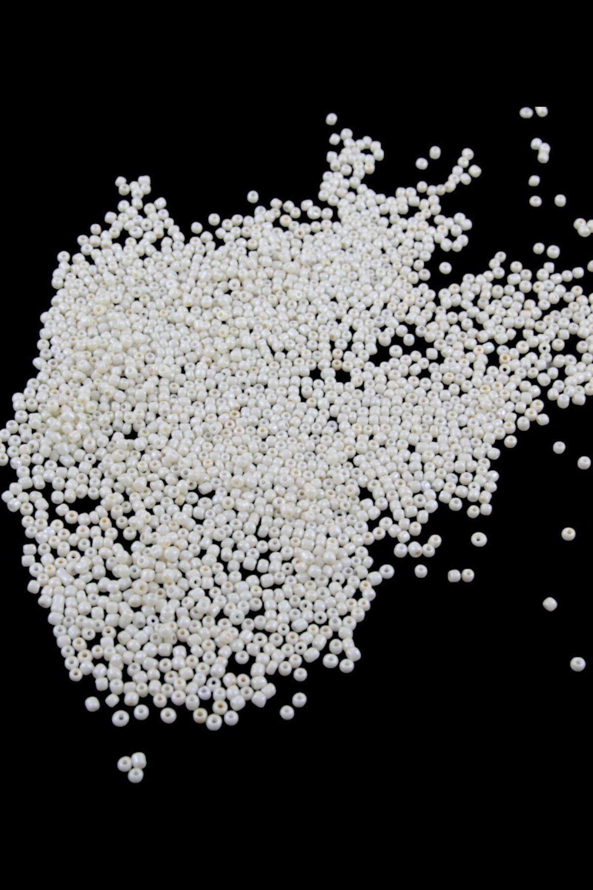 08 Kum Krem 3 mm Boncuk (100 Gr 6000 Adet )