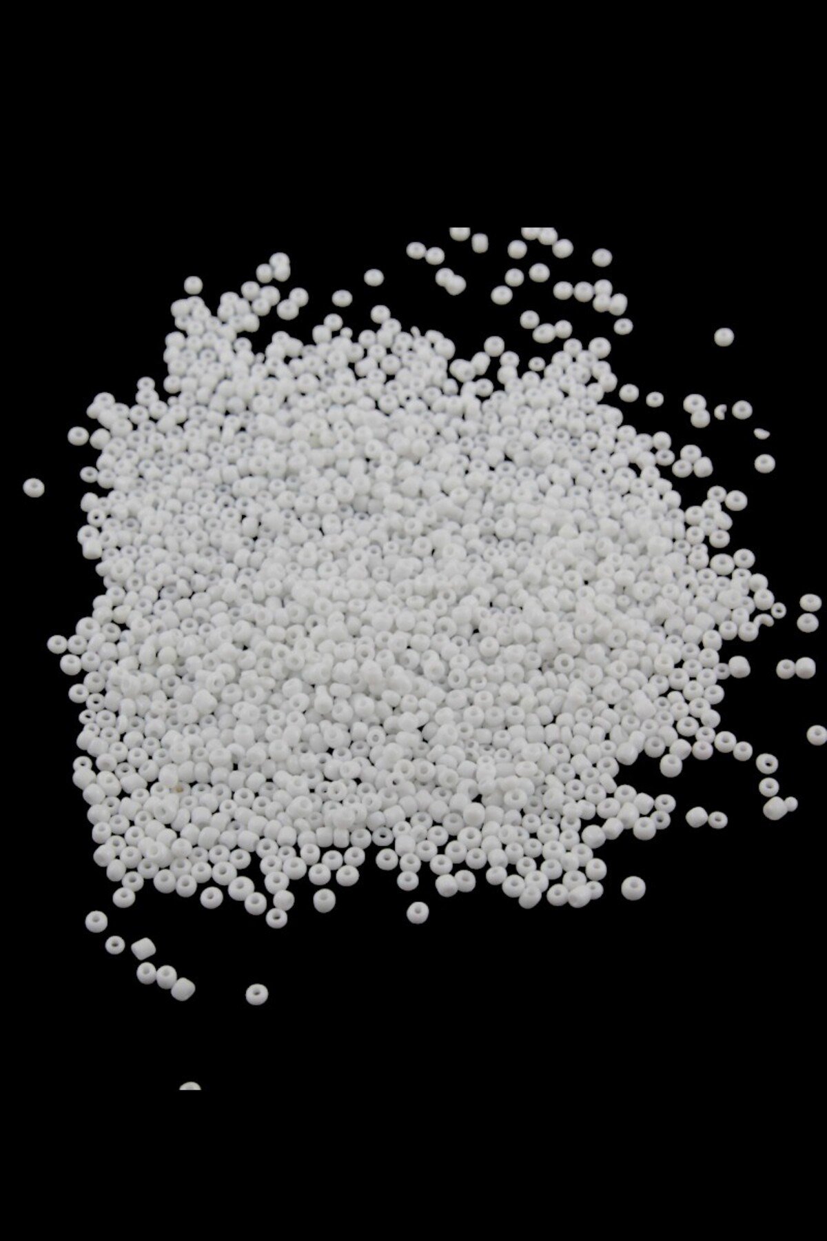 08 Kum Mat Beyaz 3 mm Boncuk (100 Gr 6000 Adet)