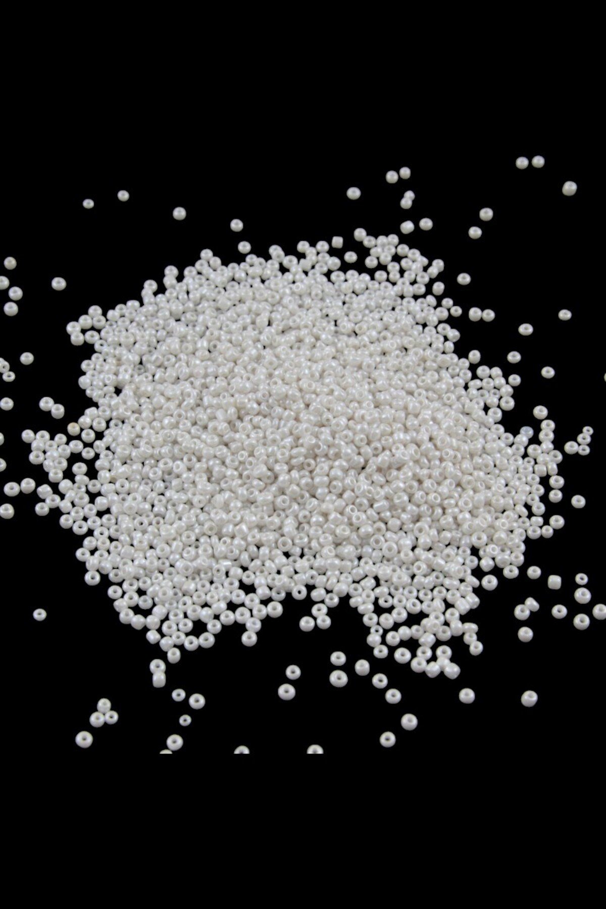 08 Kum Pastel Kemik Beyazı 3 mm Boncuk (100 Gr 6000 Adet )