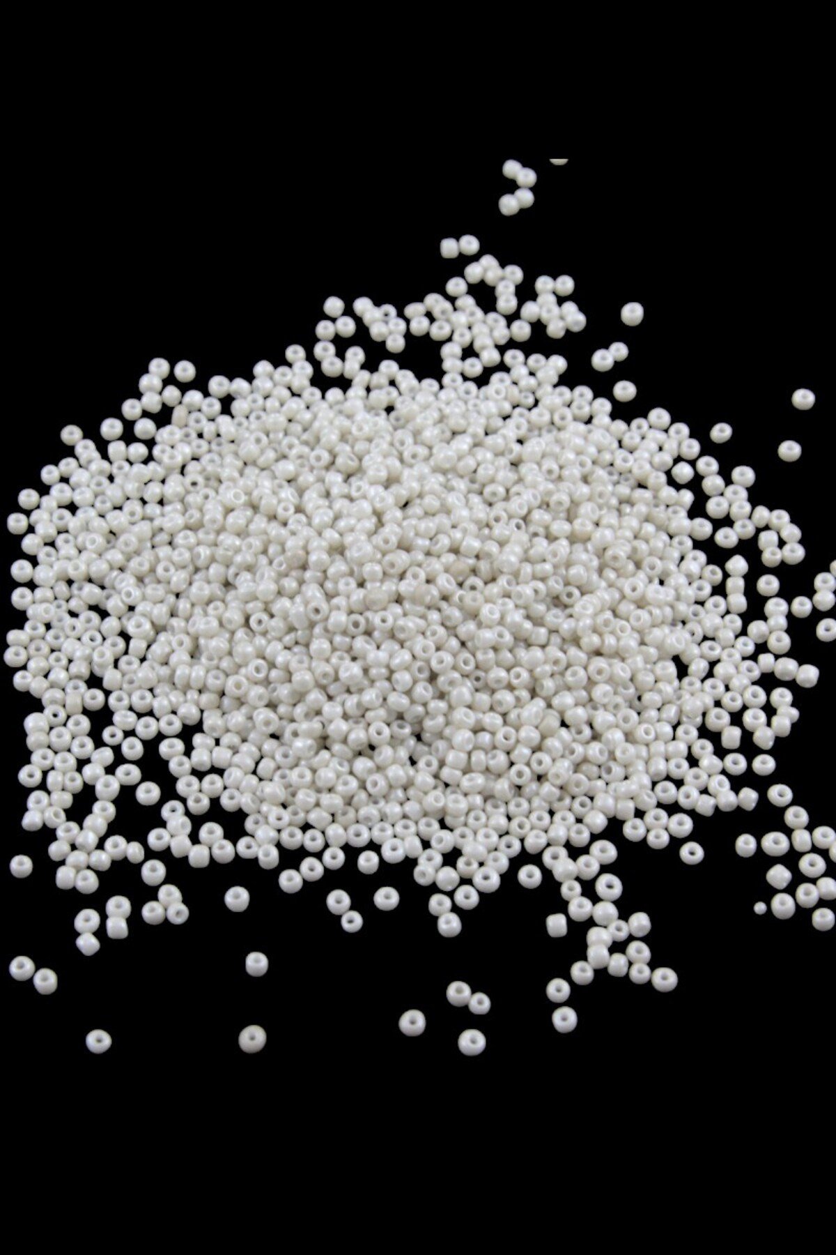 08 Kum Pastel Kırık Krem 3 mm Boncuk (95 Gr)