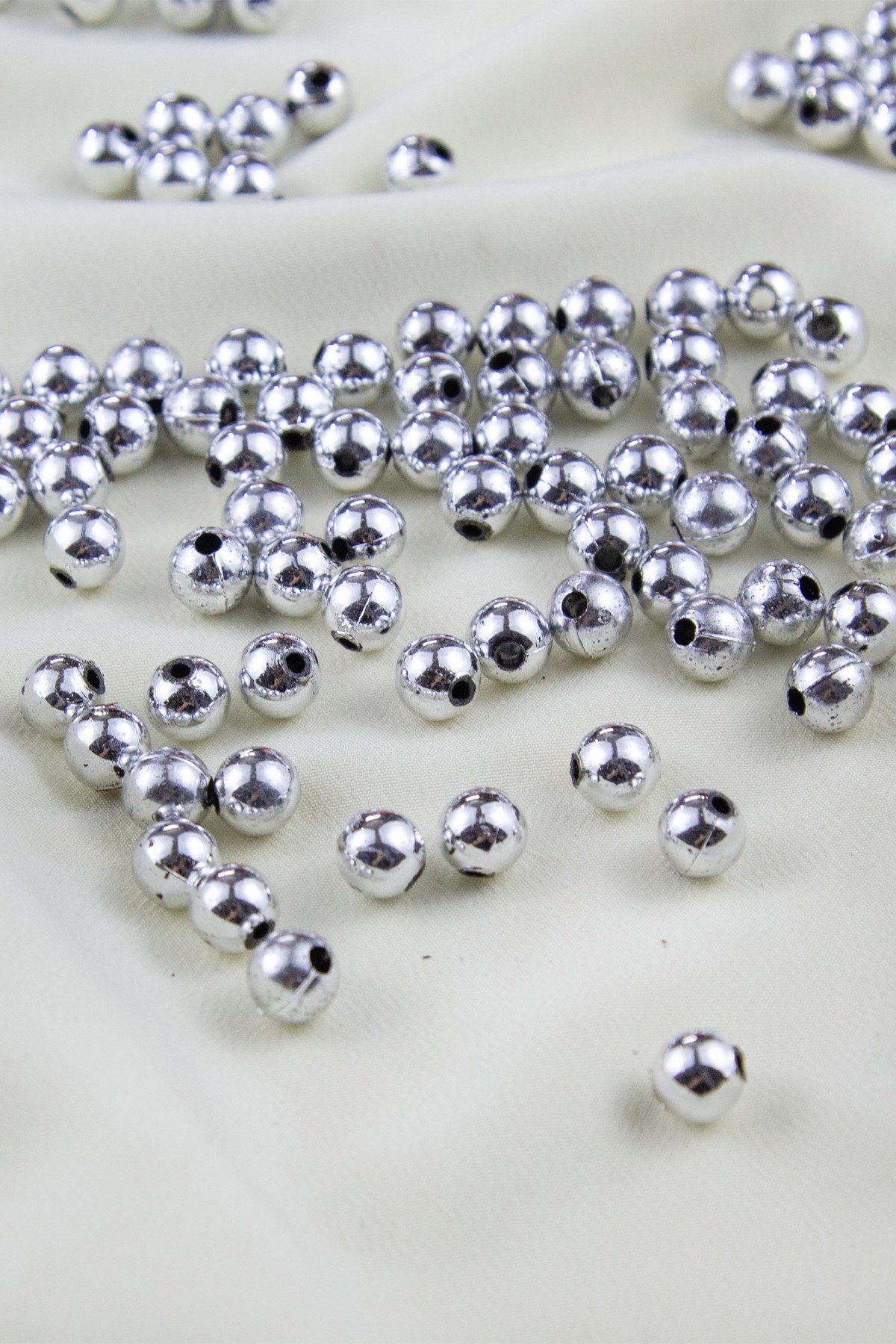 10 mm Gümüş Plastik İnci Boncuk Aksesuar Takı Malzemesi (25 Gr)
